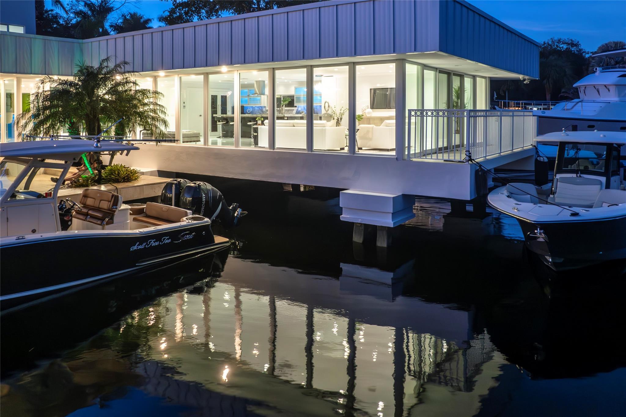 Waters Edge 88-11 B - Residential