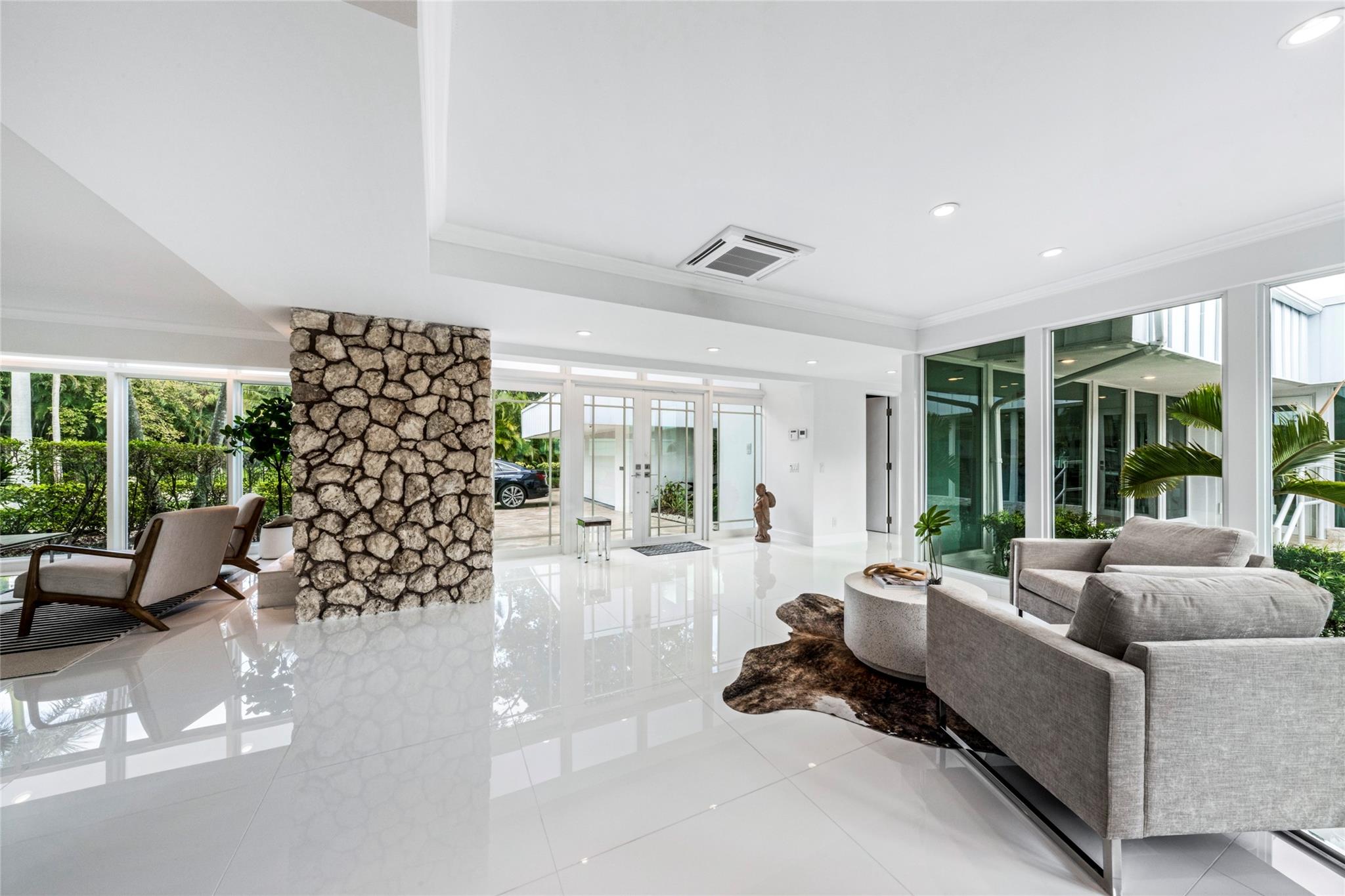 Waters Edge 88-11 B - Residential