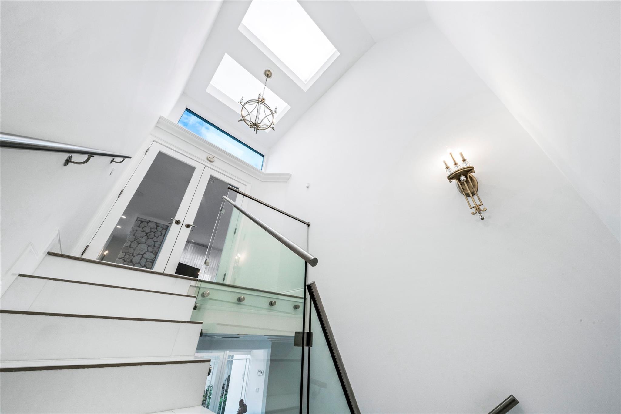 Waters Edge 88-11 B - Residential