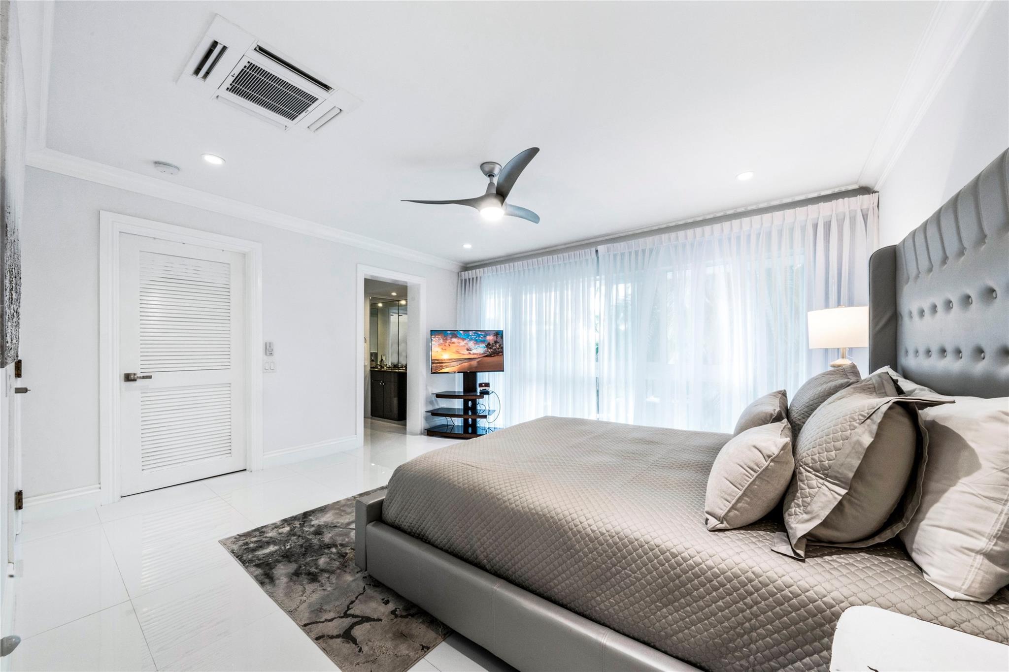 Waters Edge 88-11 B - Residential