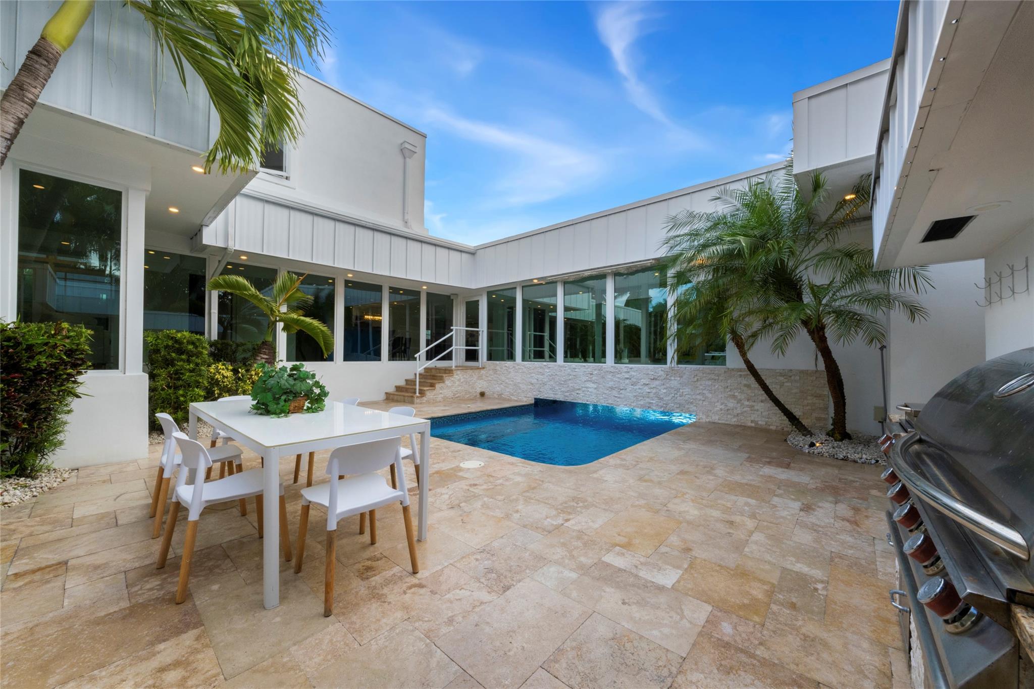 Waters Edge 88-11 B - Residential