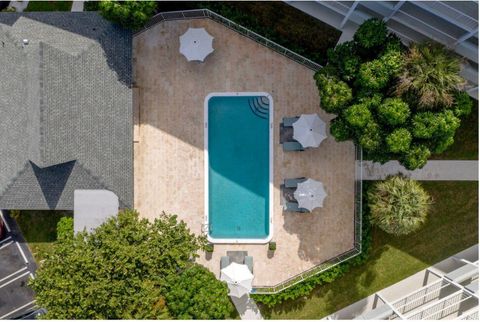 2716 Vandiver Drive 12b West Palm Beach FL 33409