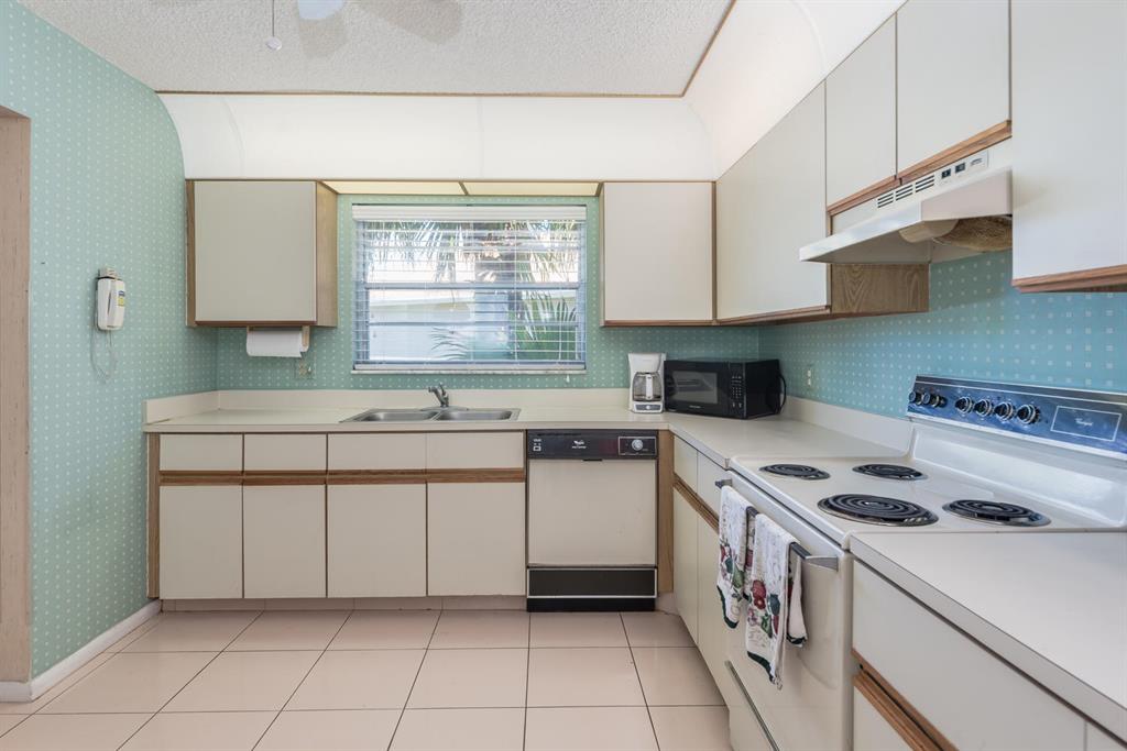 Pine Springs - Residential