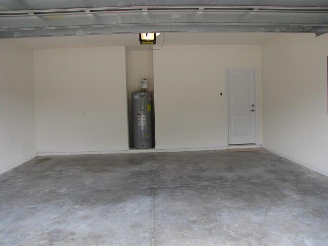 LIMESTONE CAY - Residential Lease