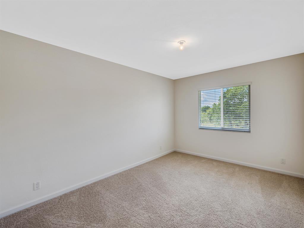 LIMESTONE CAY - Residential Lease