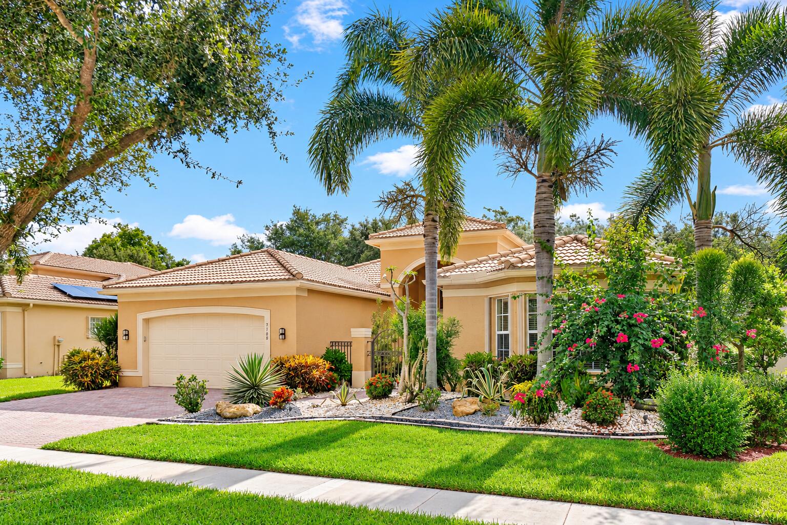 7168 Corning Circle
