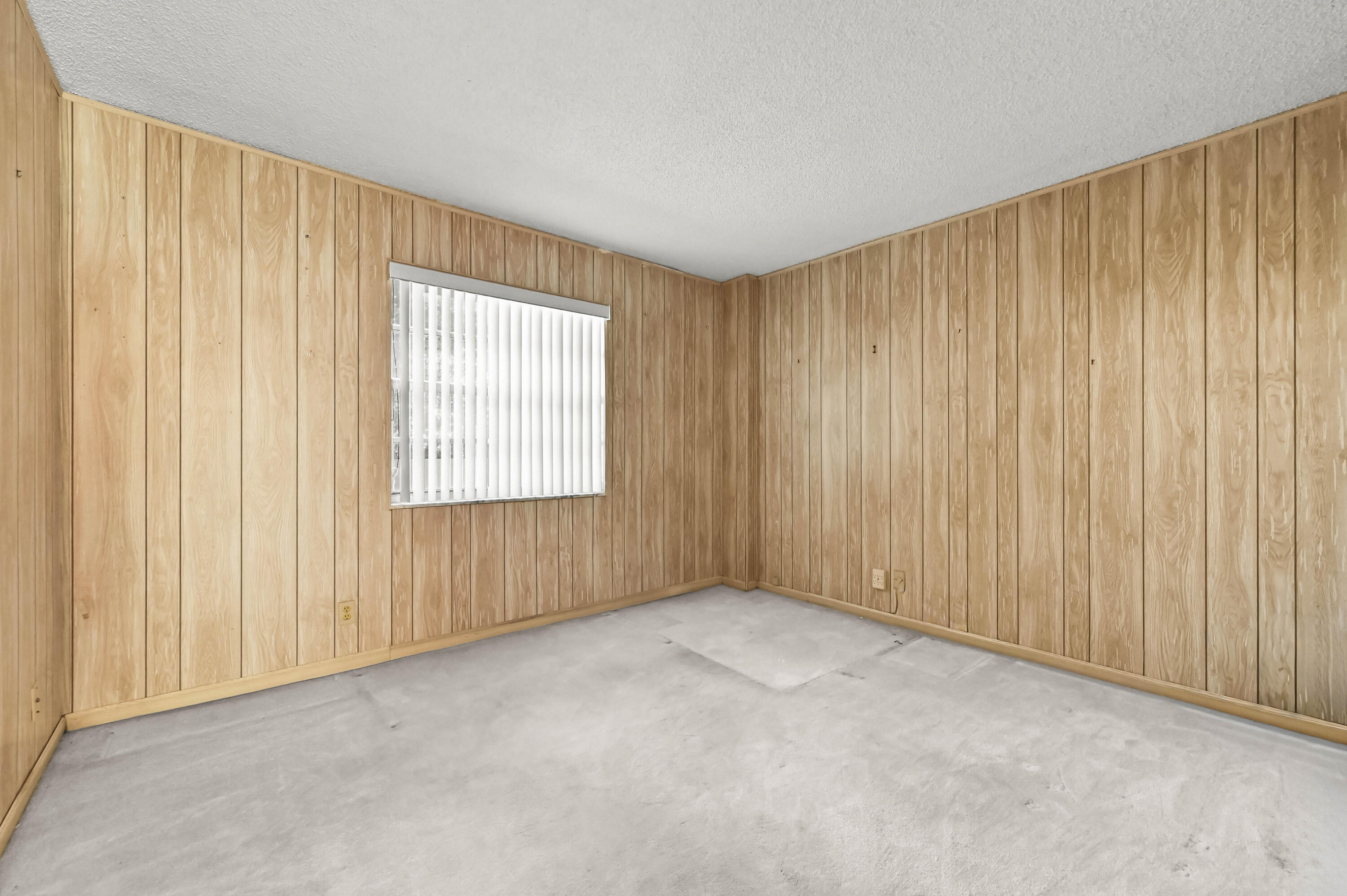 HORIZON WEST CONDO - Residential