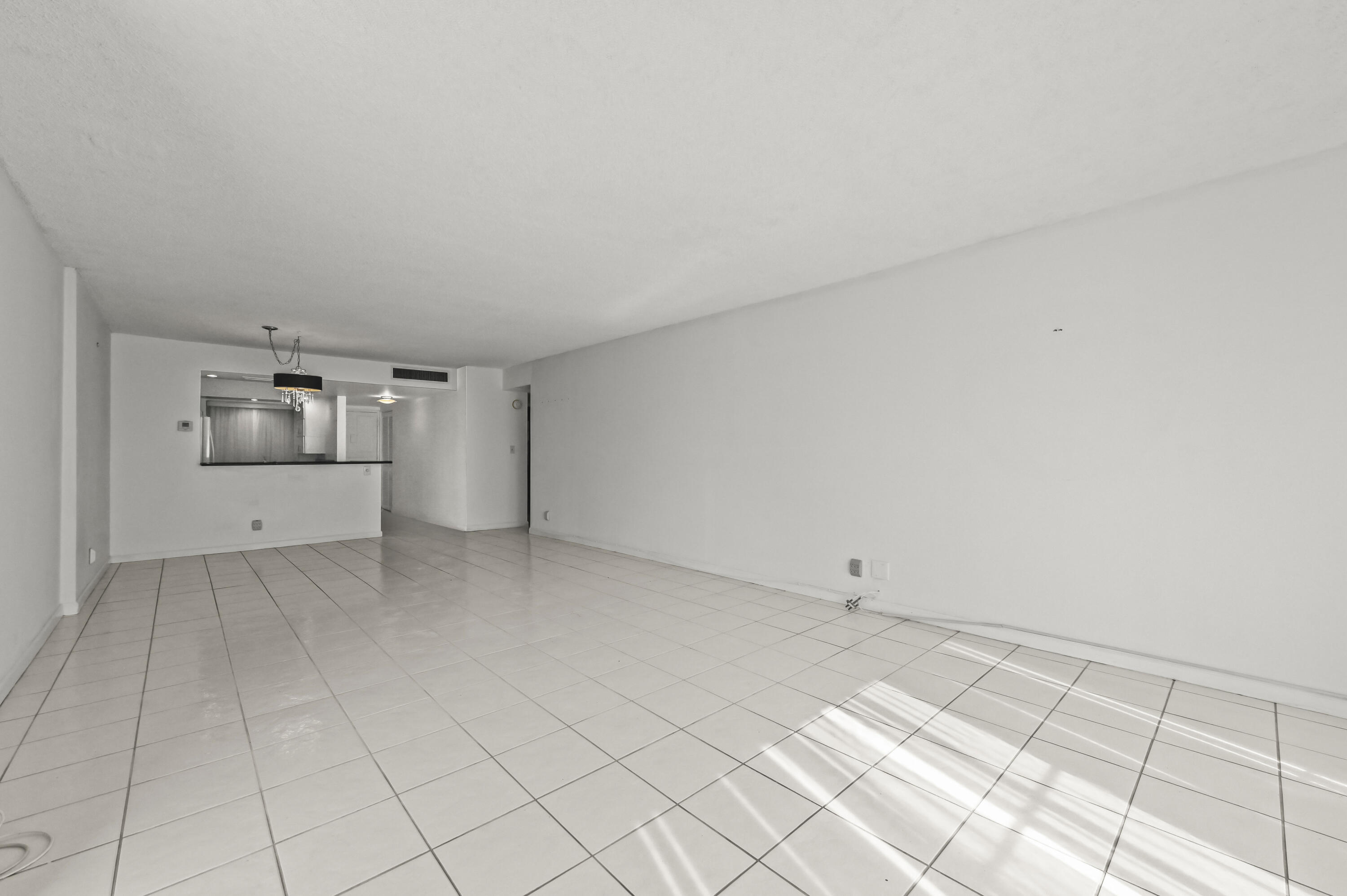 HORIZON WEST CONDO - Residential