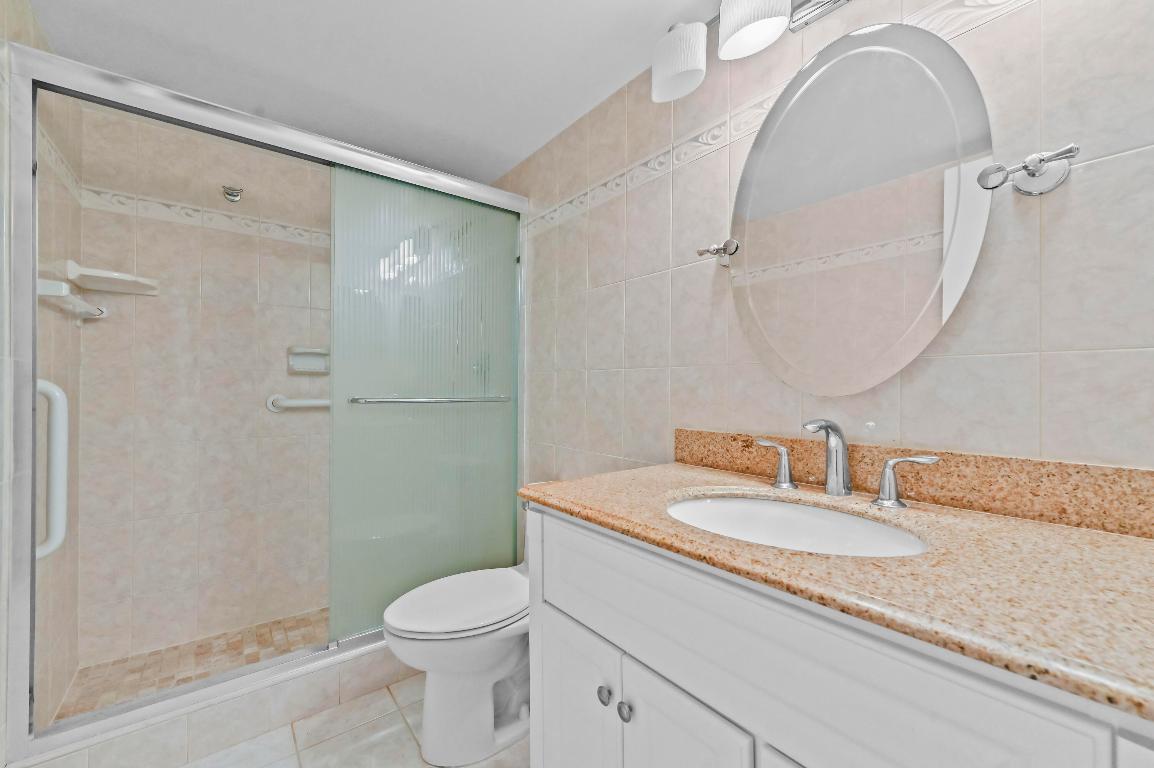 HORIZON WEST CONDO - Residential