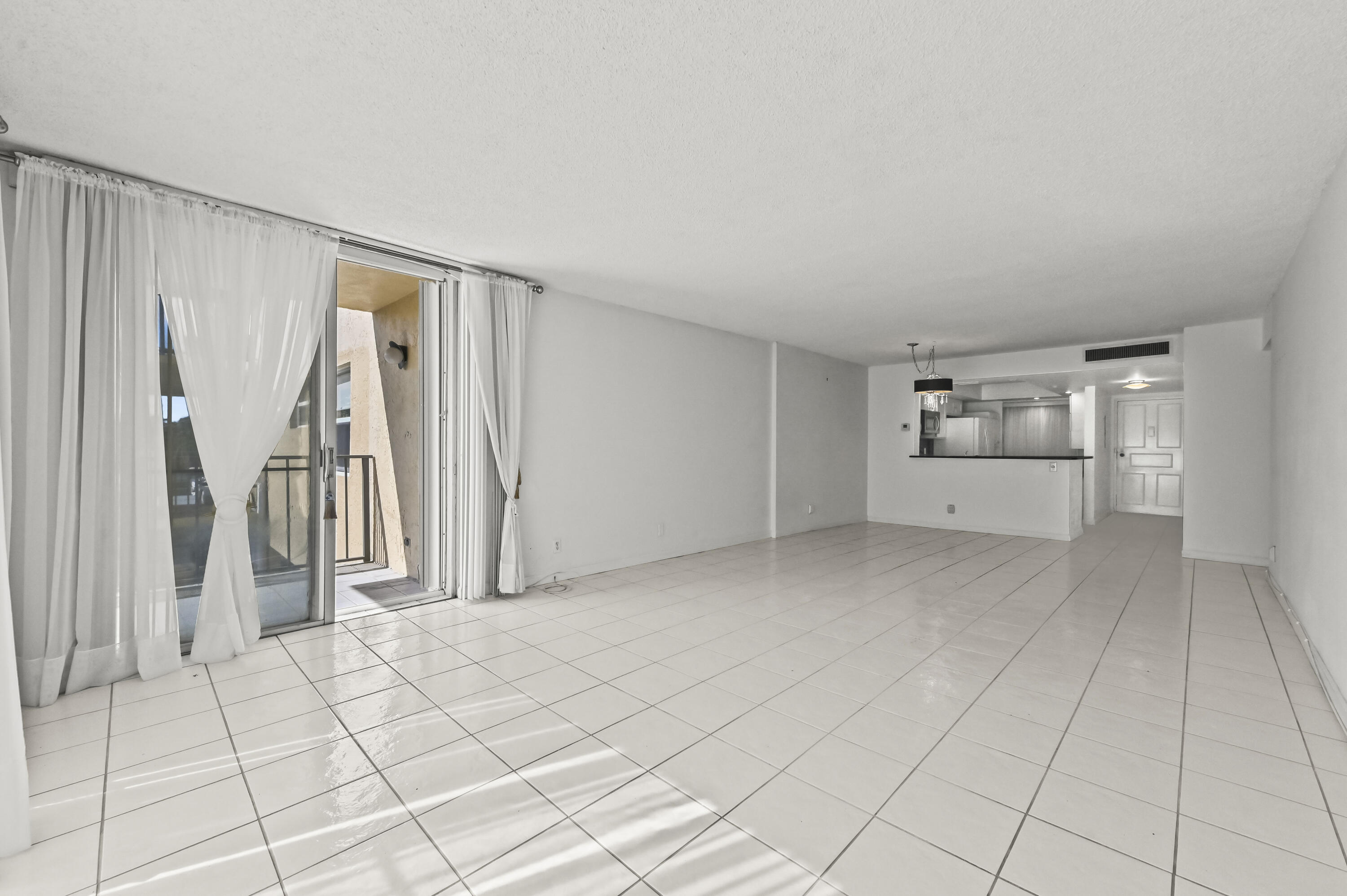 HORIZON WEST CONDO - Residential