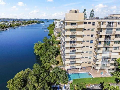 3581 S Ocean Boulevard 2d South Palm Beach FL 33480