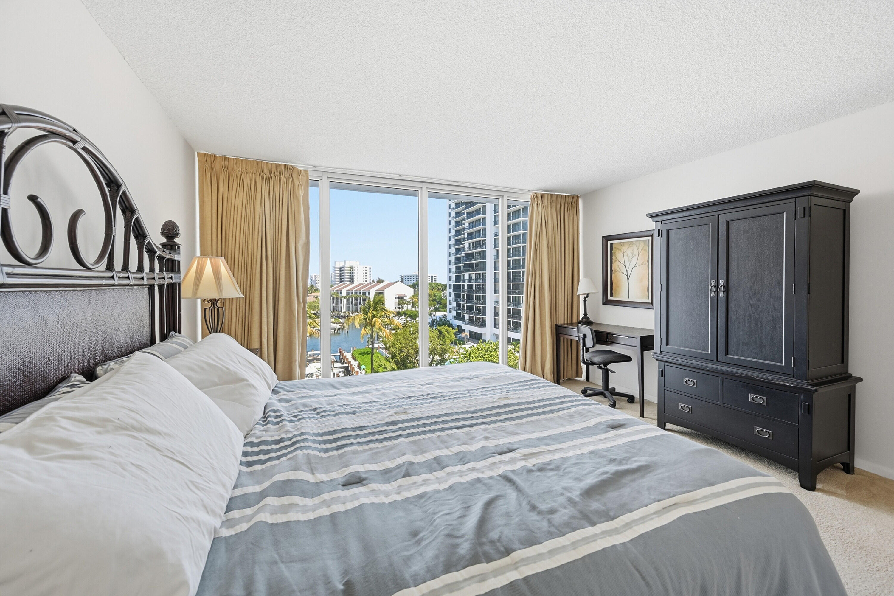 4750 S Ocean Boulevard 512