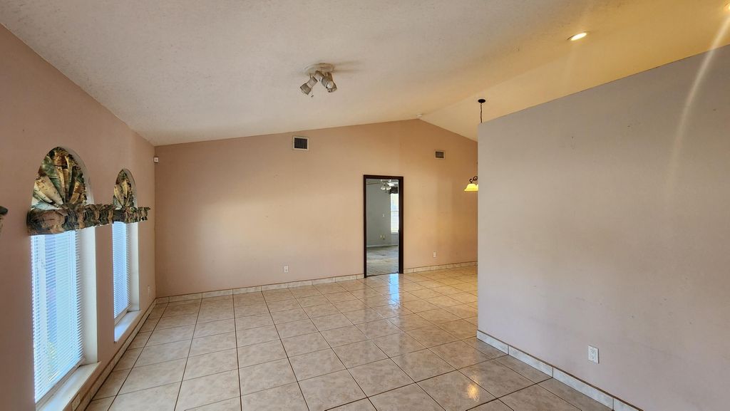 Photo of 8403 SE Pettway Street, Hobe Sound, FL 33455 (MLS # B26006738)