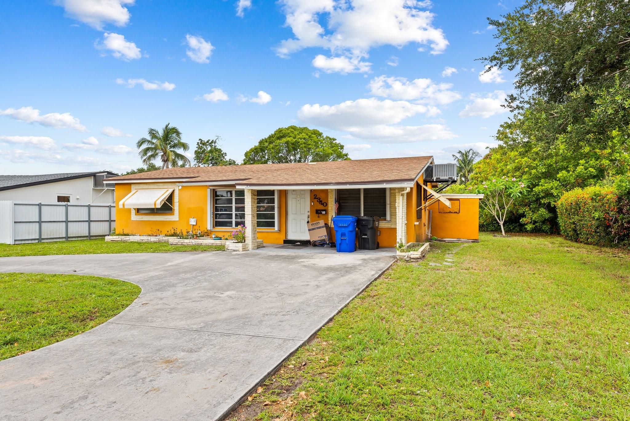 2340 N 69th Way