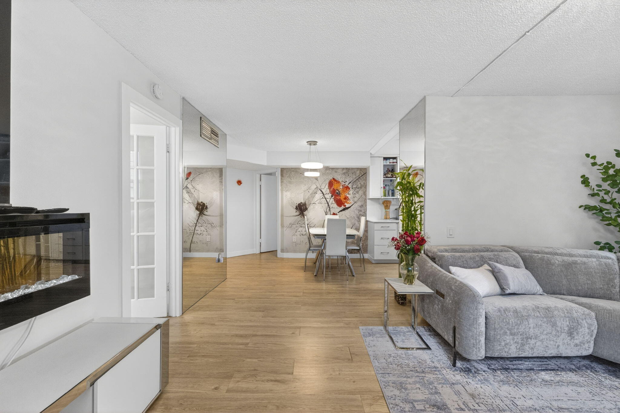 LIME BAY CONDOMINIUM 1 - Residential