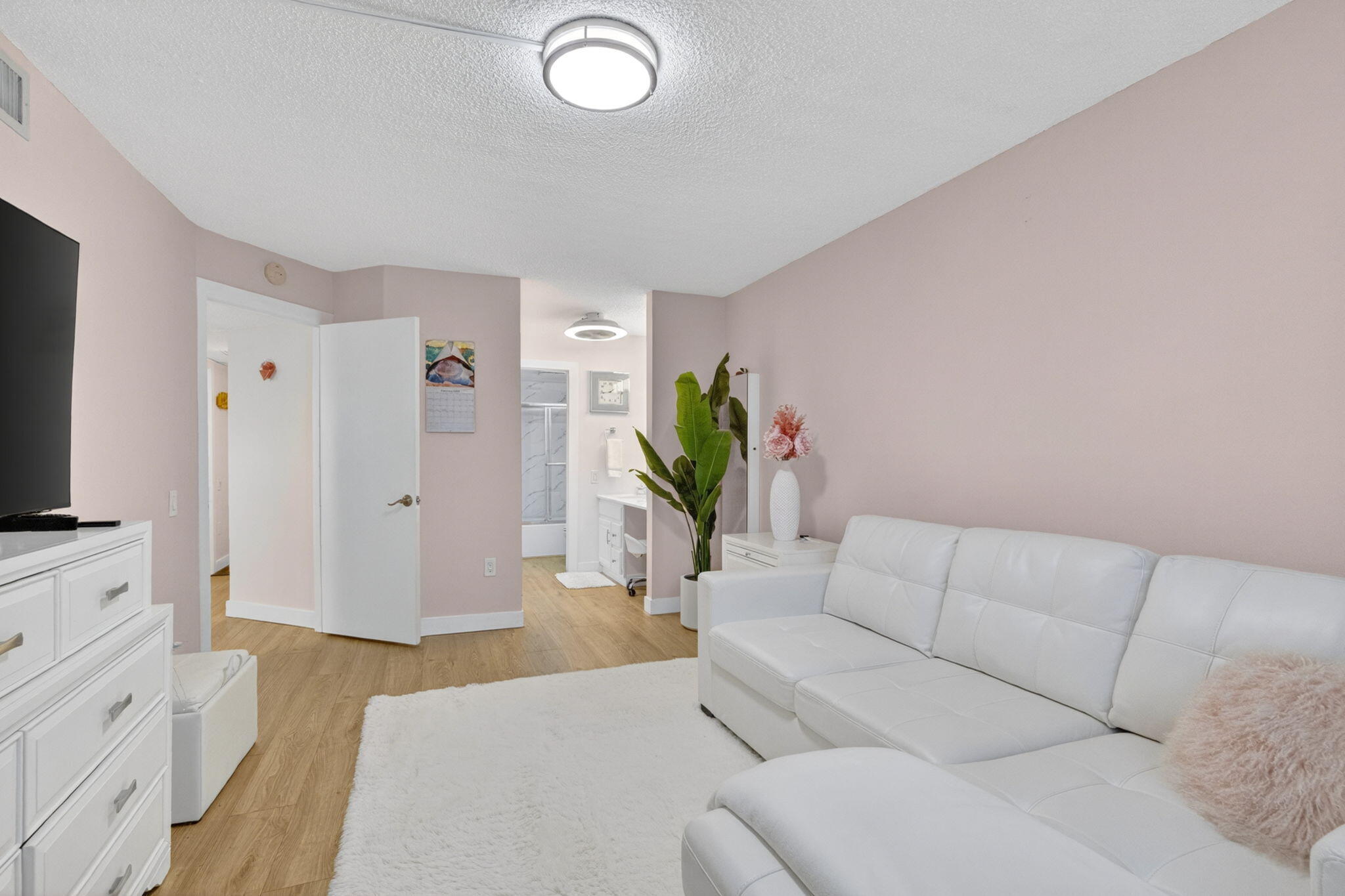 LIME BAY CONDOMINIUM 1 - Residential
