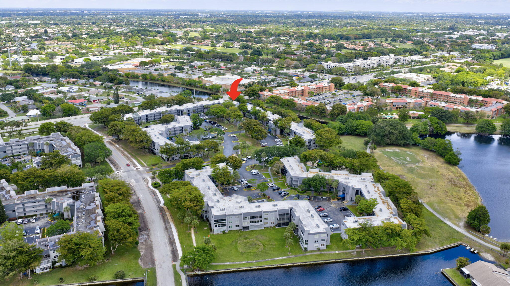 LIME BAY CONDOMINIUM 1 - Residential