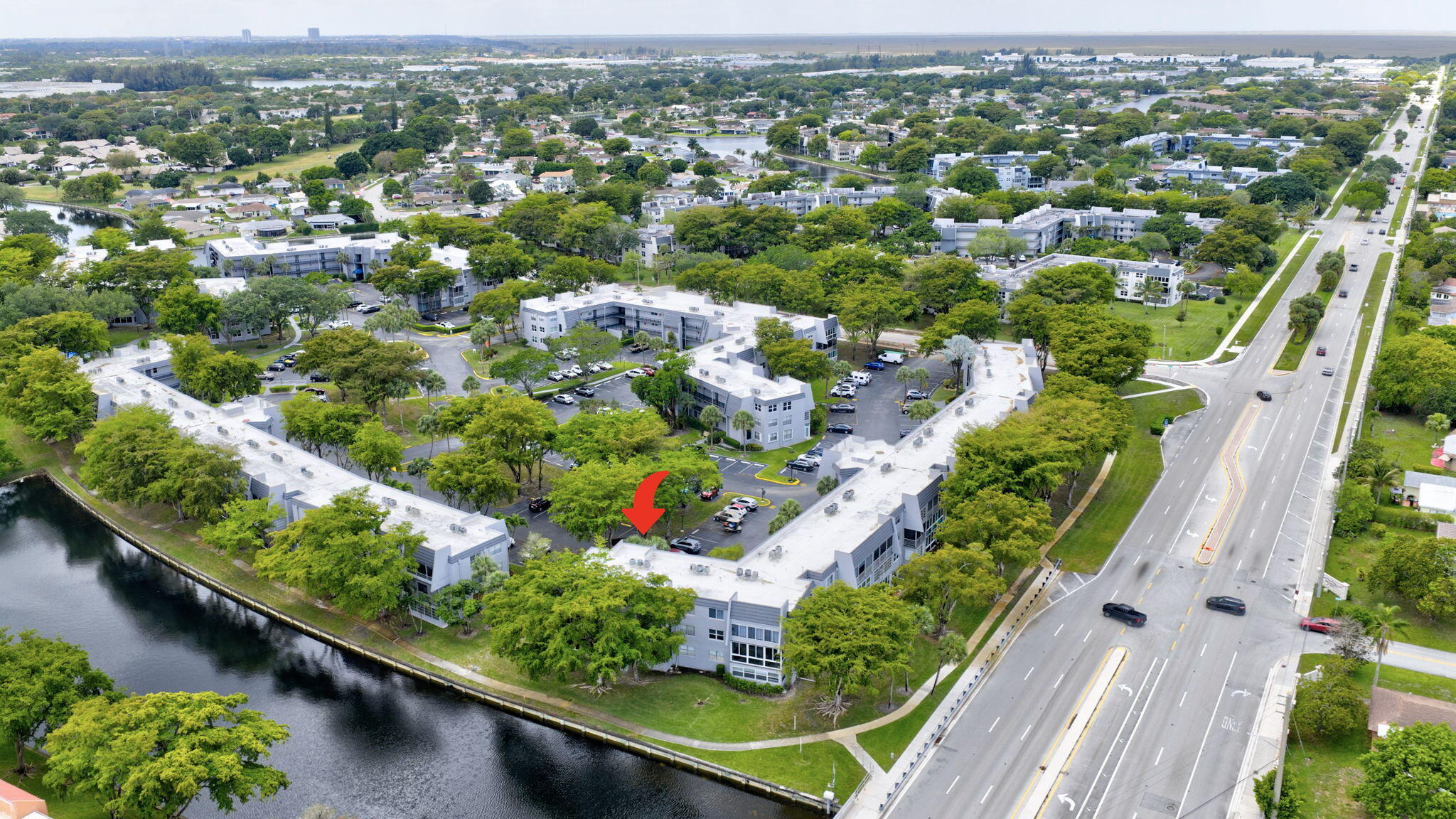 LIME BAY CONDOMINIUM 1 - Residential