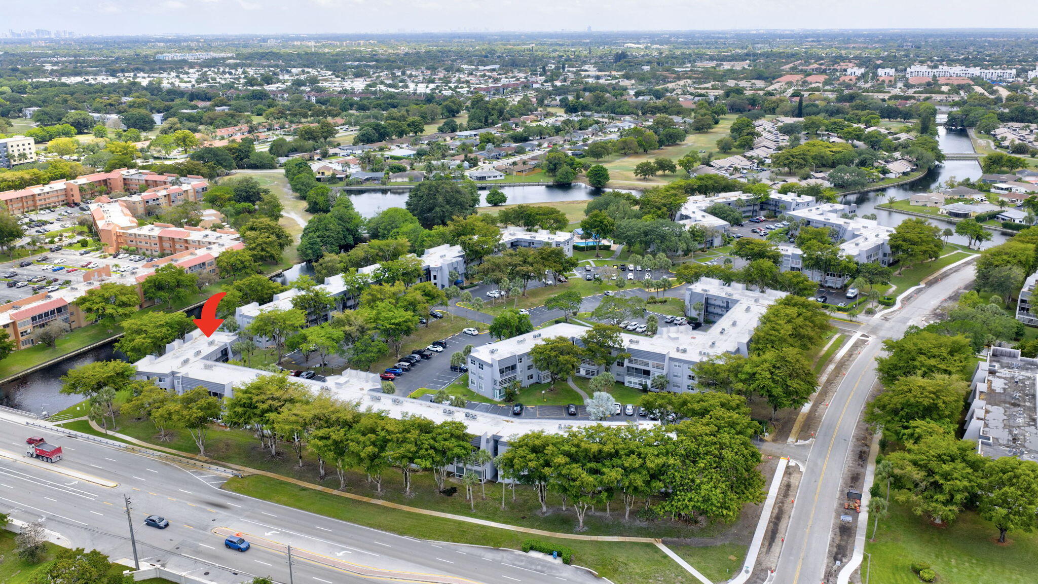 LIME BAY CONDOMINIUM 1 - Residential