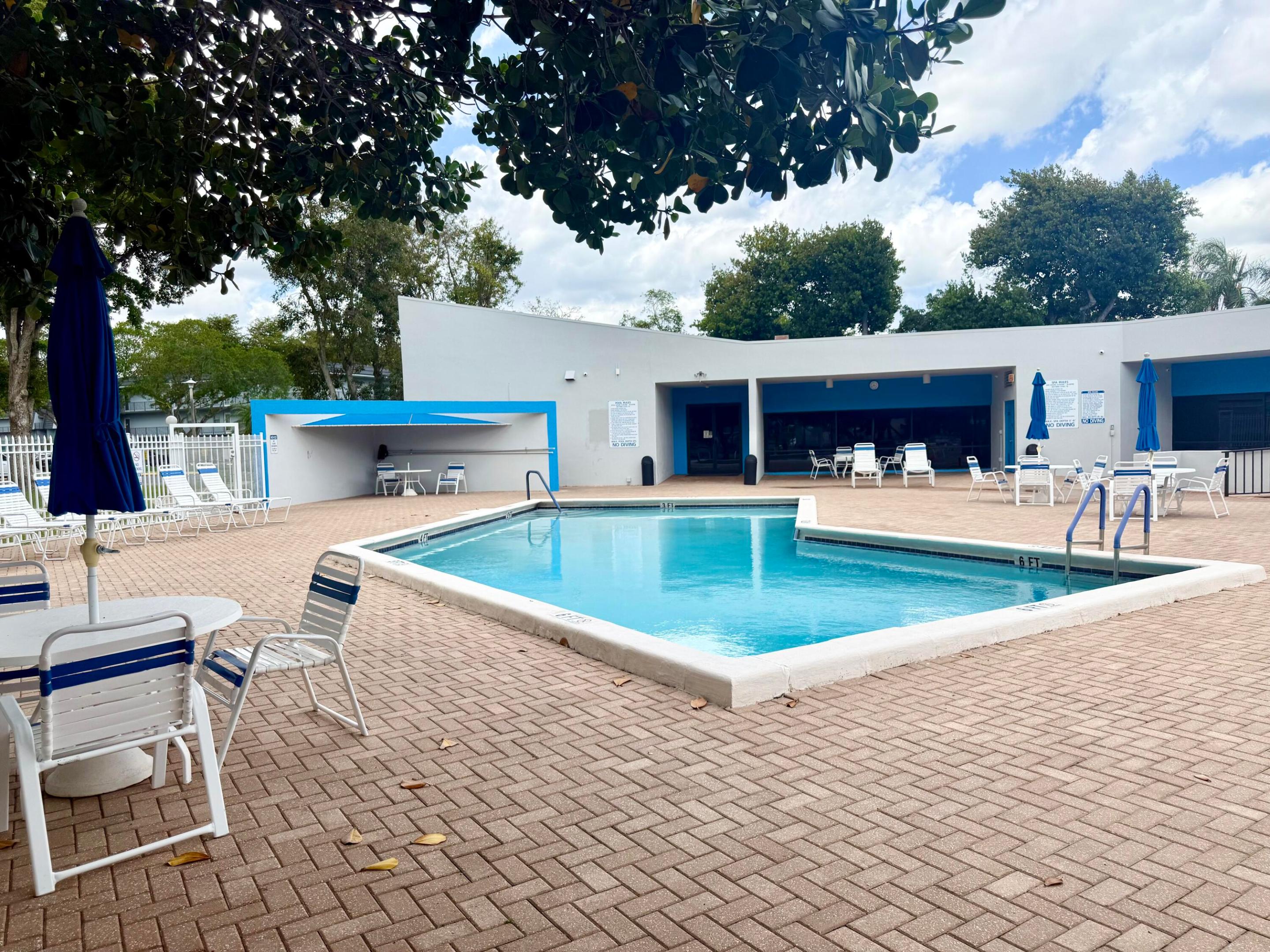 LIME BAY CONDOMINIUM 1 - Residential