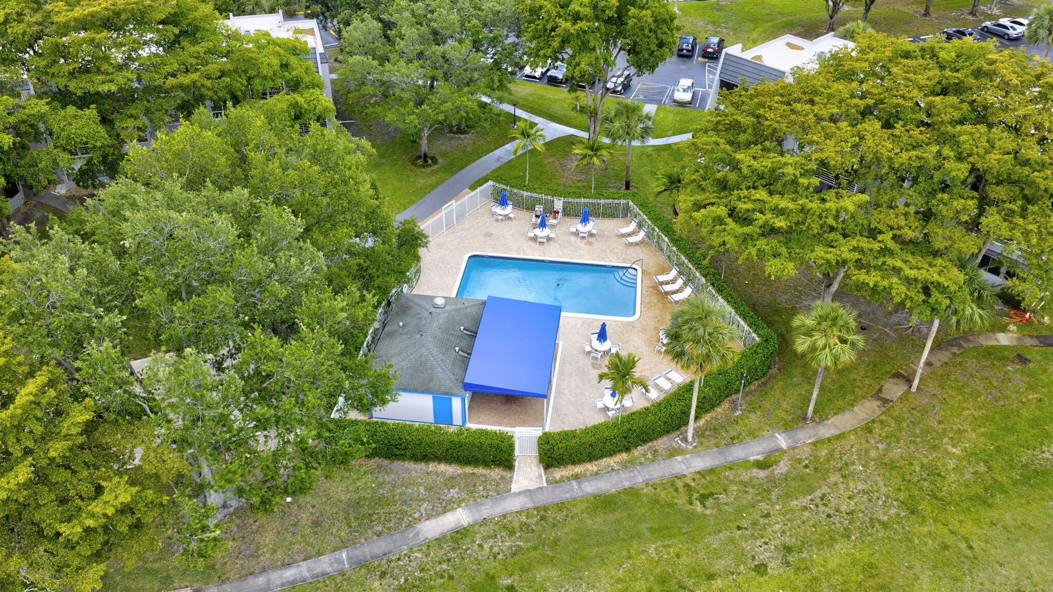 LIME BAY CONDOMINIUM 1 - Residential