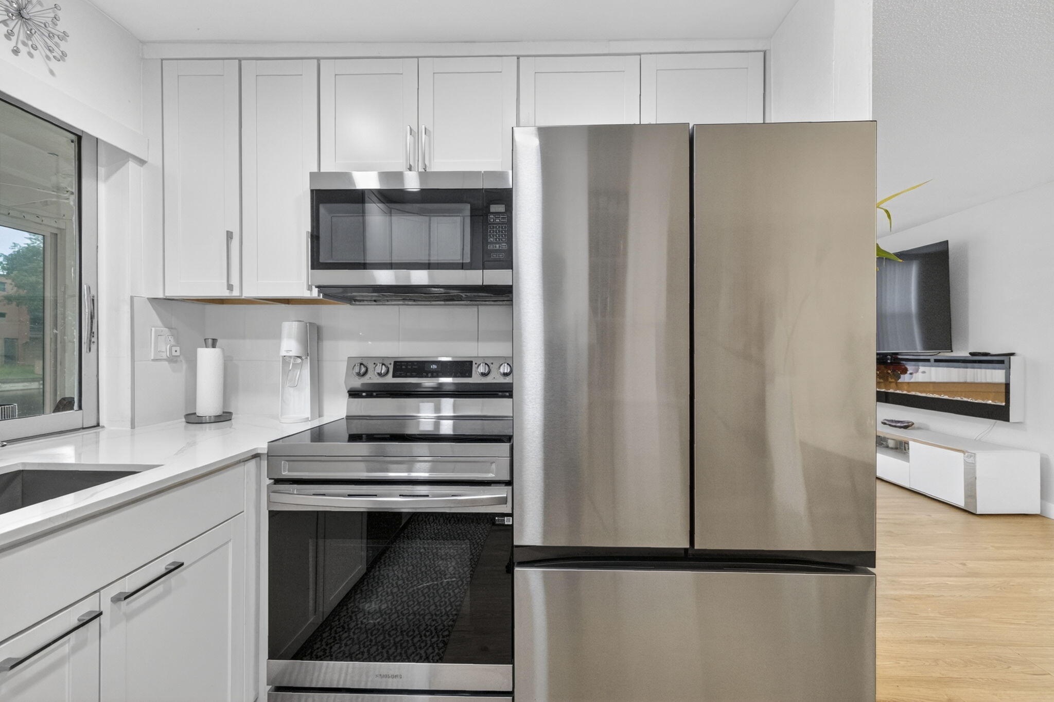 LIME BAY CONDOMINIUM 1 - Residential