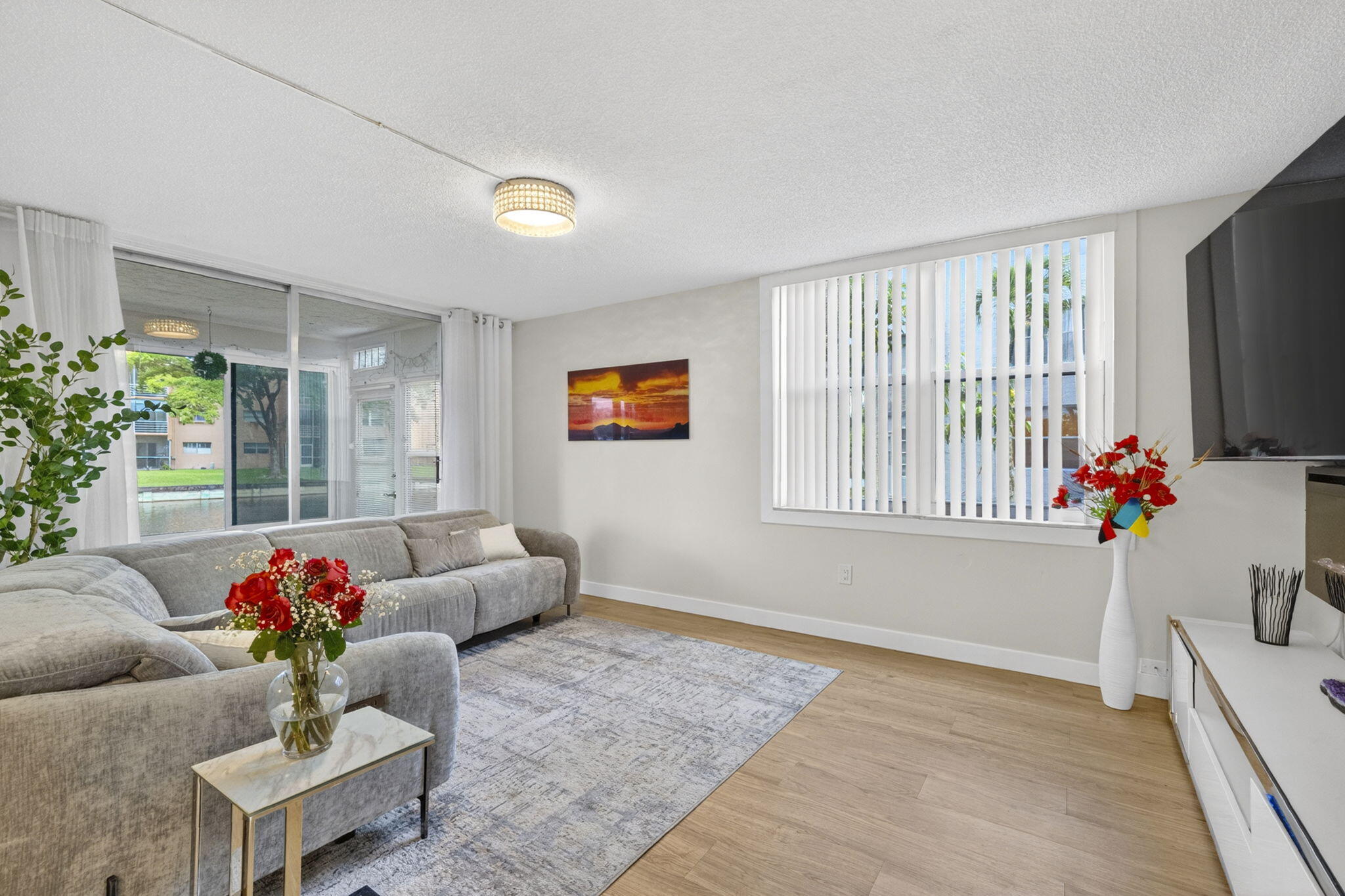 LIME BAY CONDOMINIUM 1 - Residential