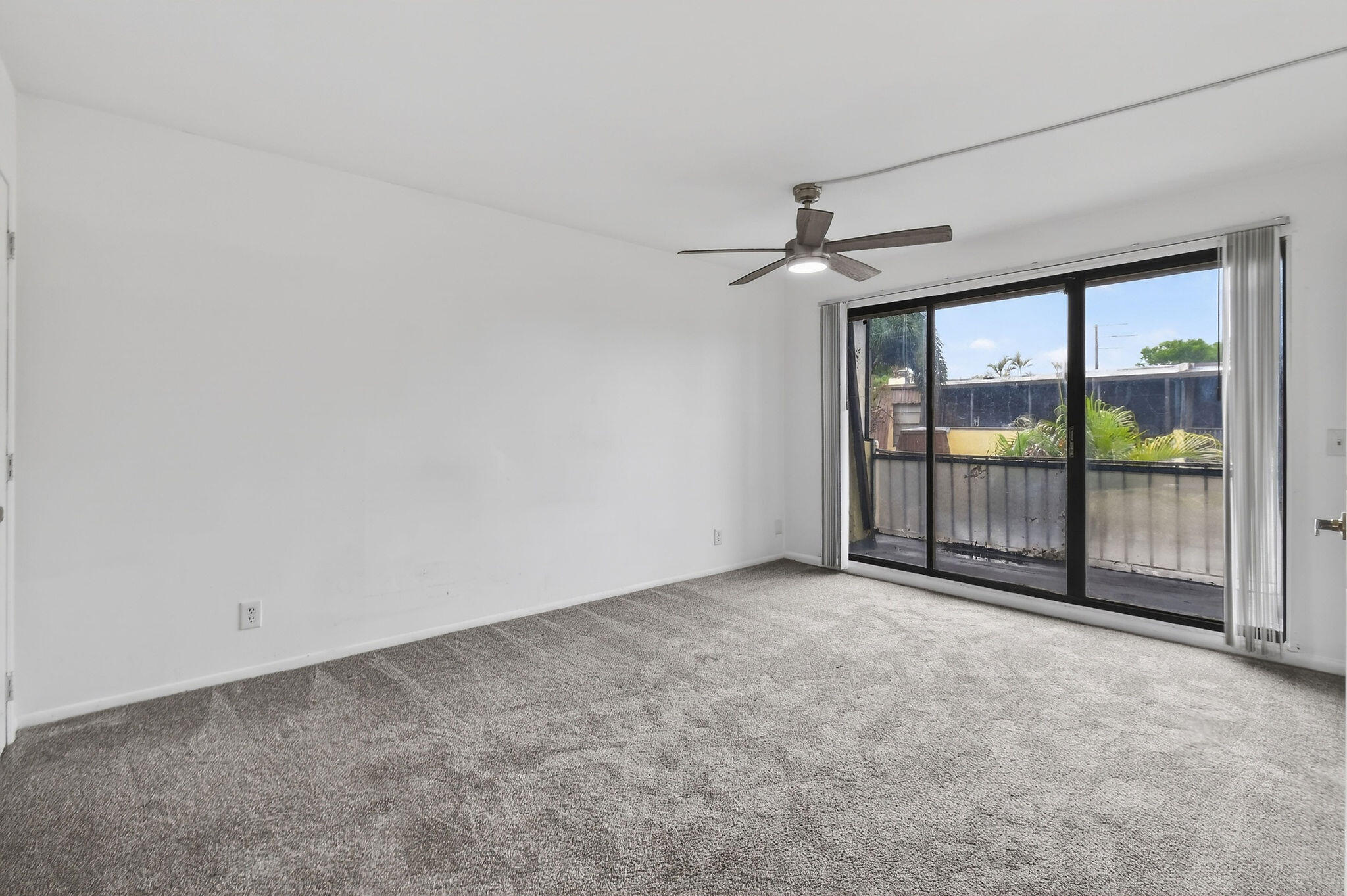CEDAR GARDENS TOWNHOUSES - Residential