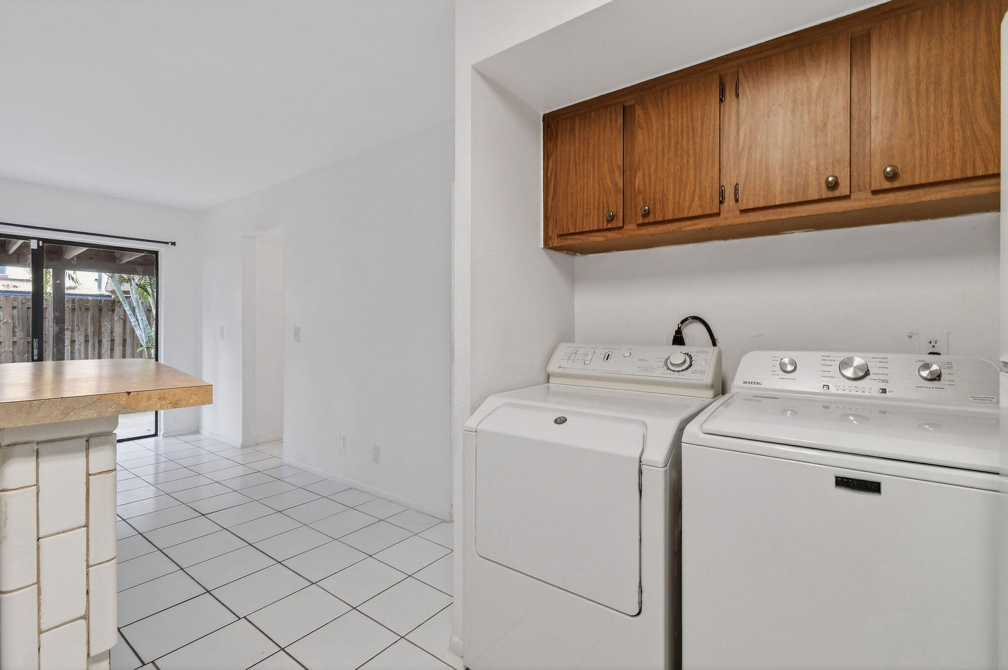 CEDAR GARDENS TOWNHOUSES - Residential