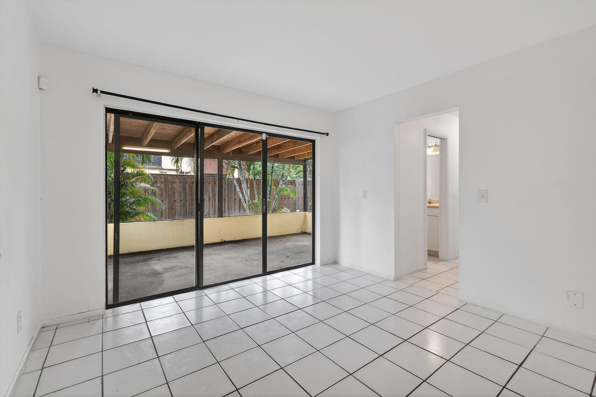 CEDAR GARDENS TOWNHOUSES - Residential