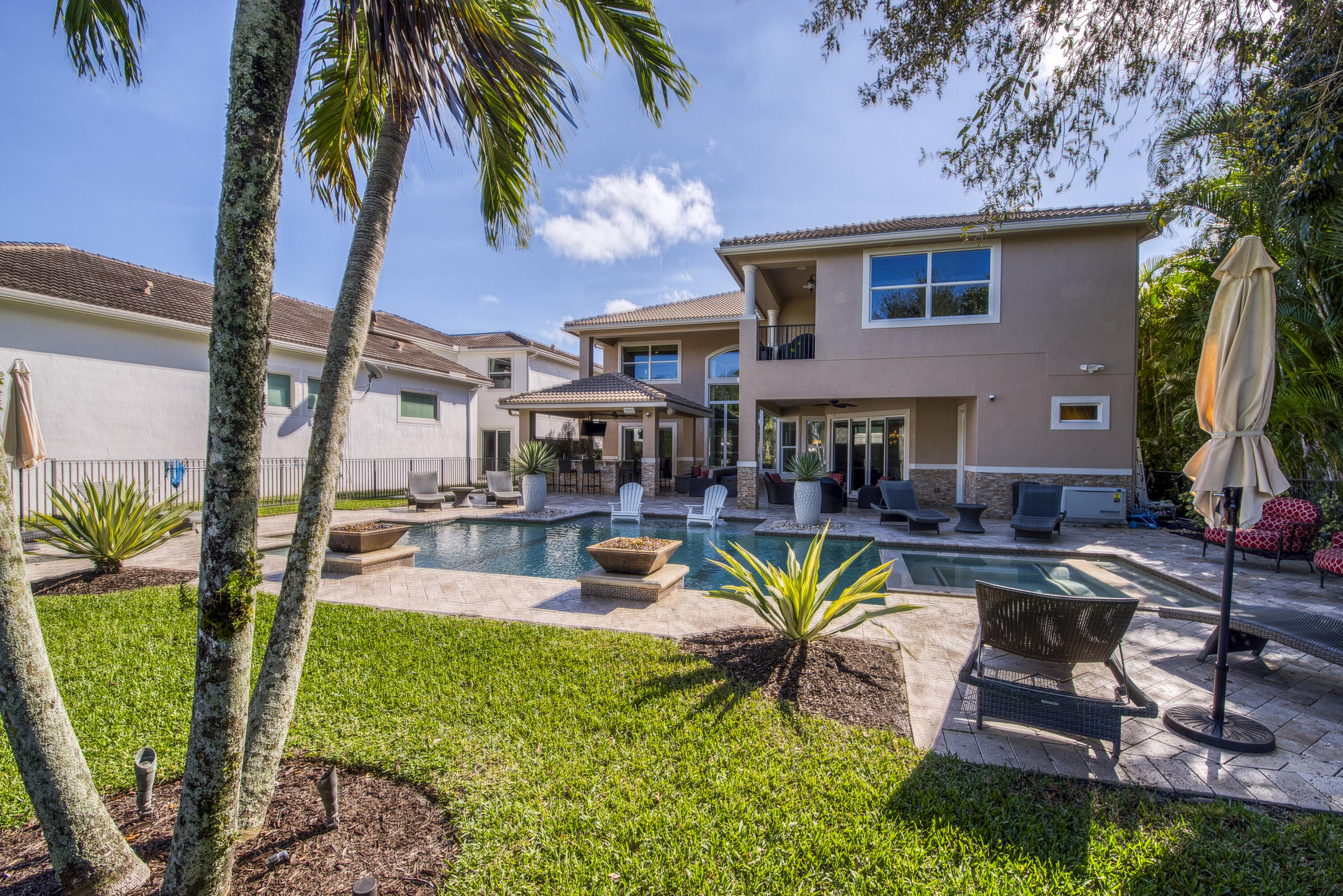 JUPITER COUNTRY CLUB - Residential