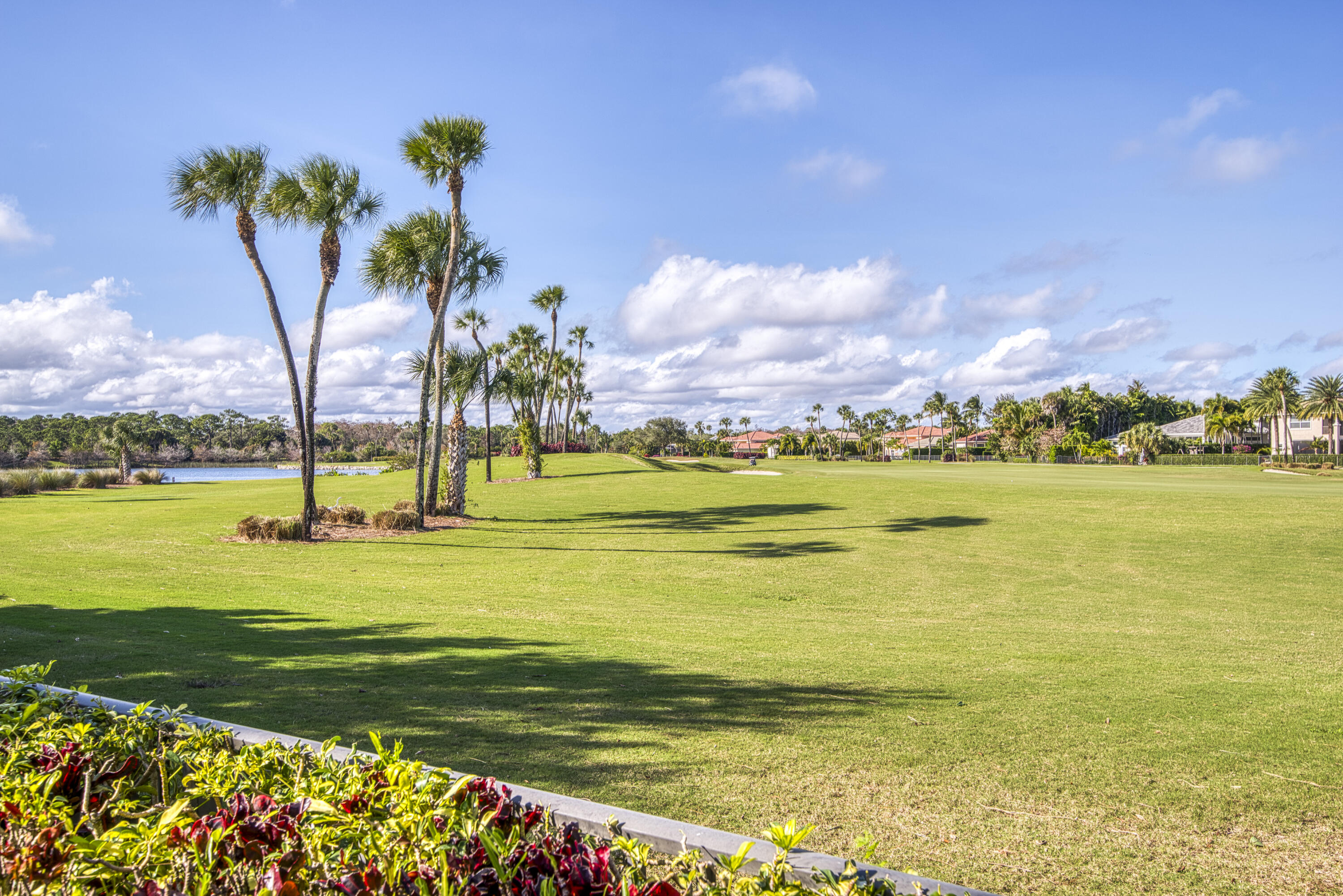JUPITER COUNTRY CLUB - Residential