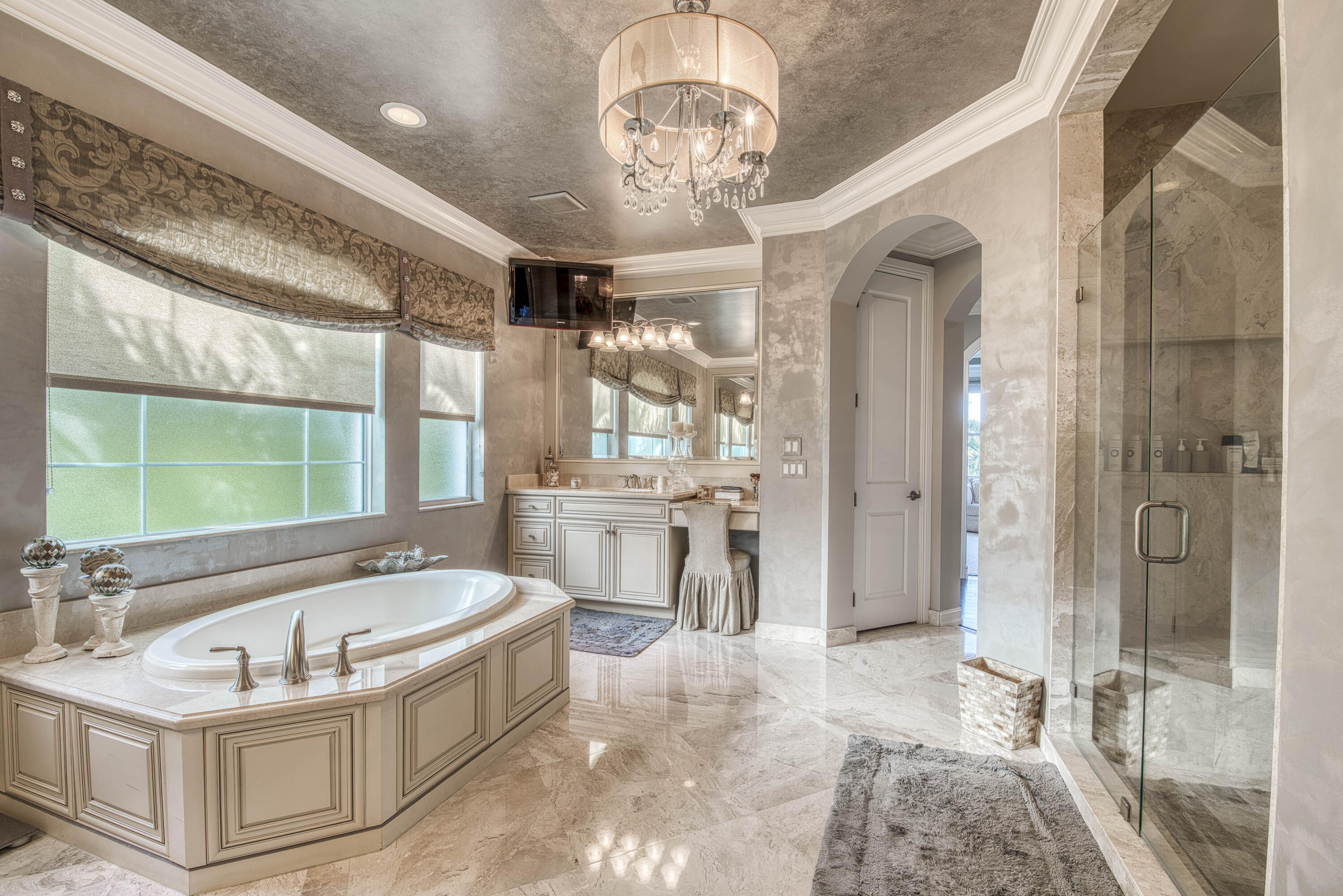 JUPITER COUNTRY CLUB - Residential