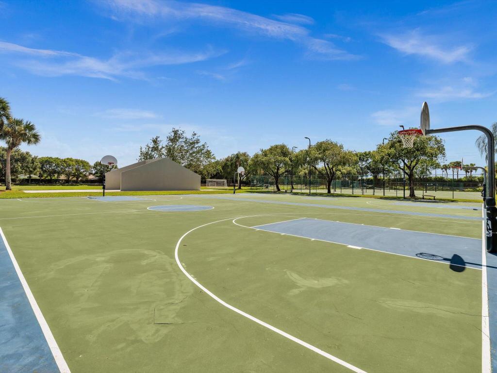 SMITH DAIRY WEST 7 PH 2 - Residential Lease