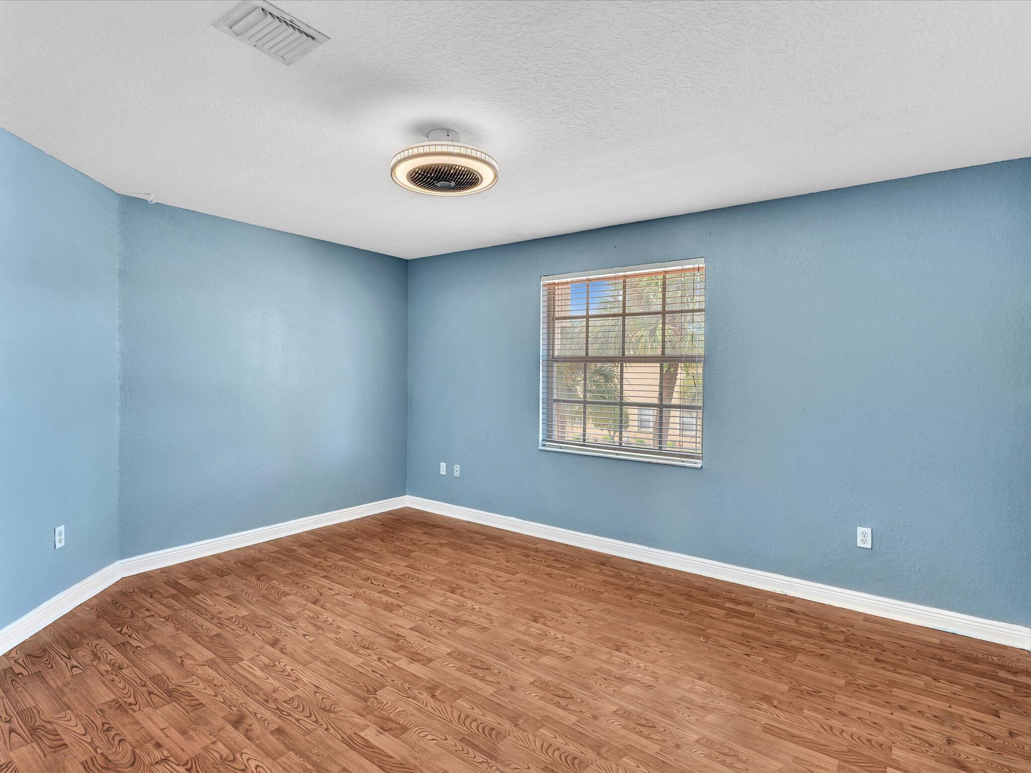 SMITH DAIRY WEST 7 PH 2 - Residential Lease