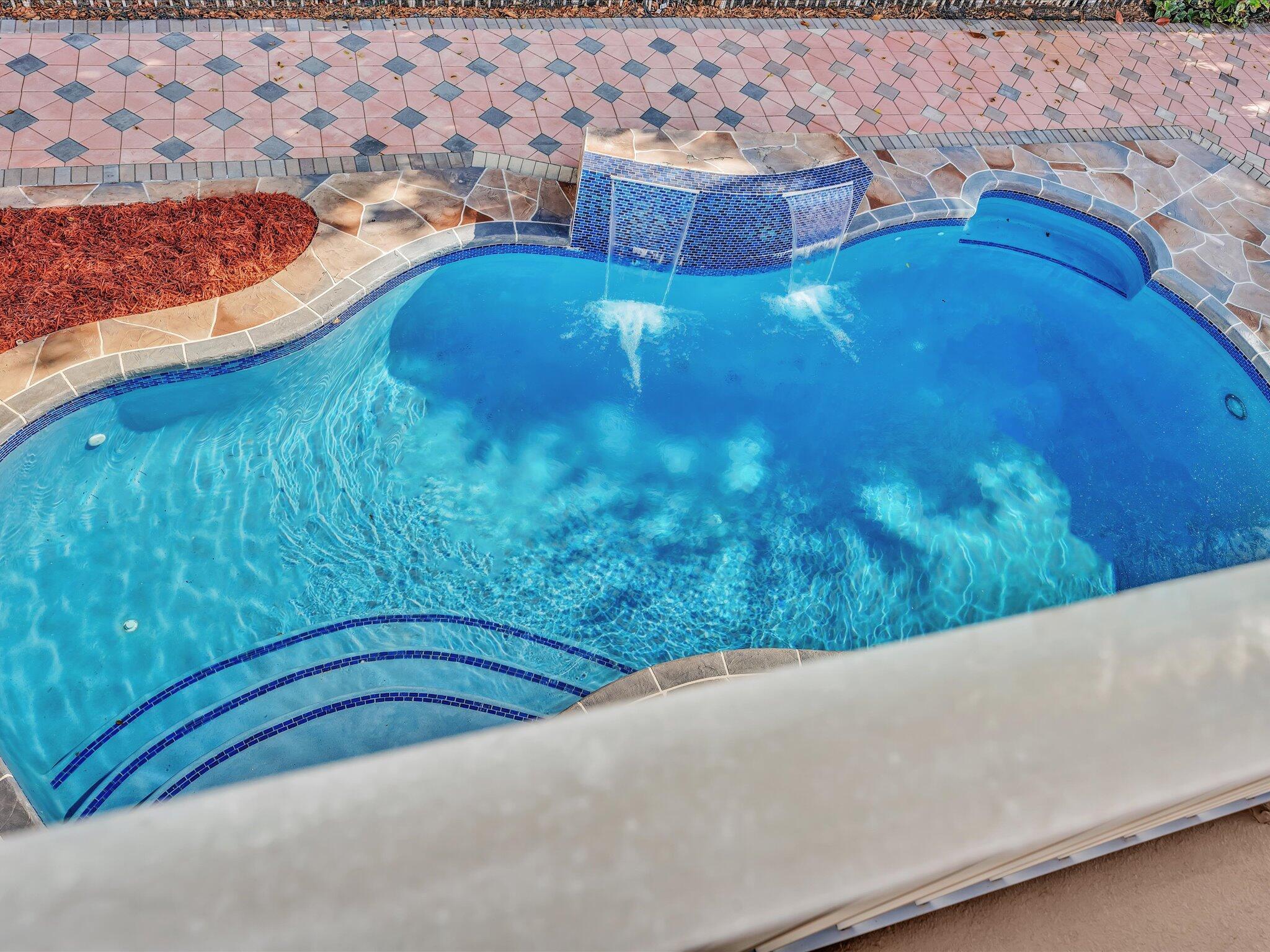 SMITH DAIRY WEST 7 PH 2 - Residential Lease