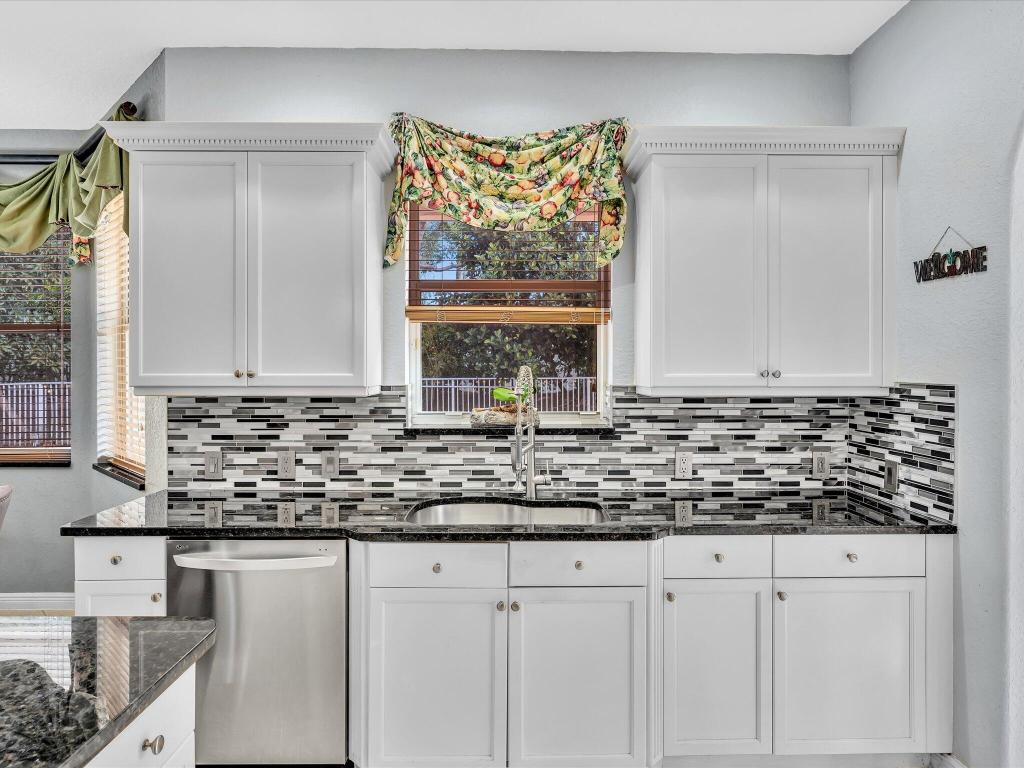 SMITH DAIRY WEST 7 PH 2 - Residential Lease