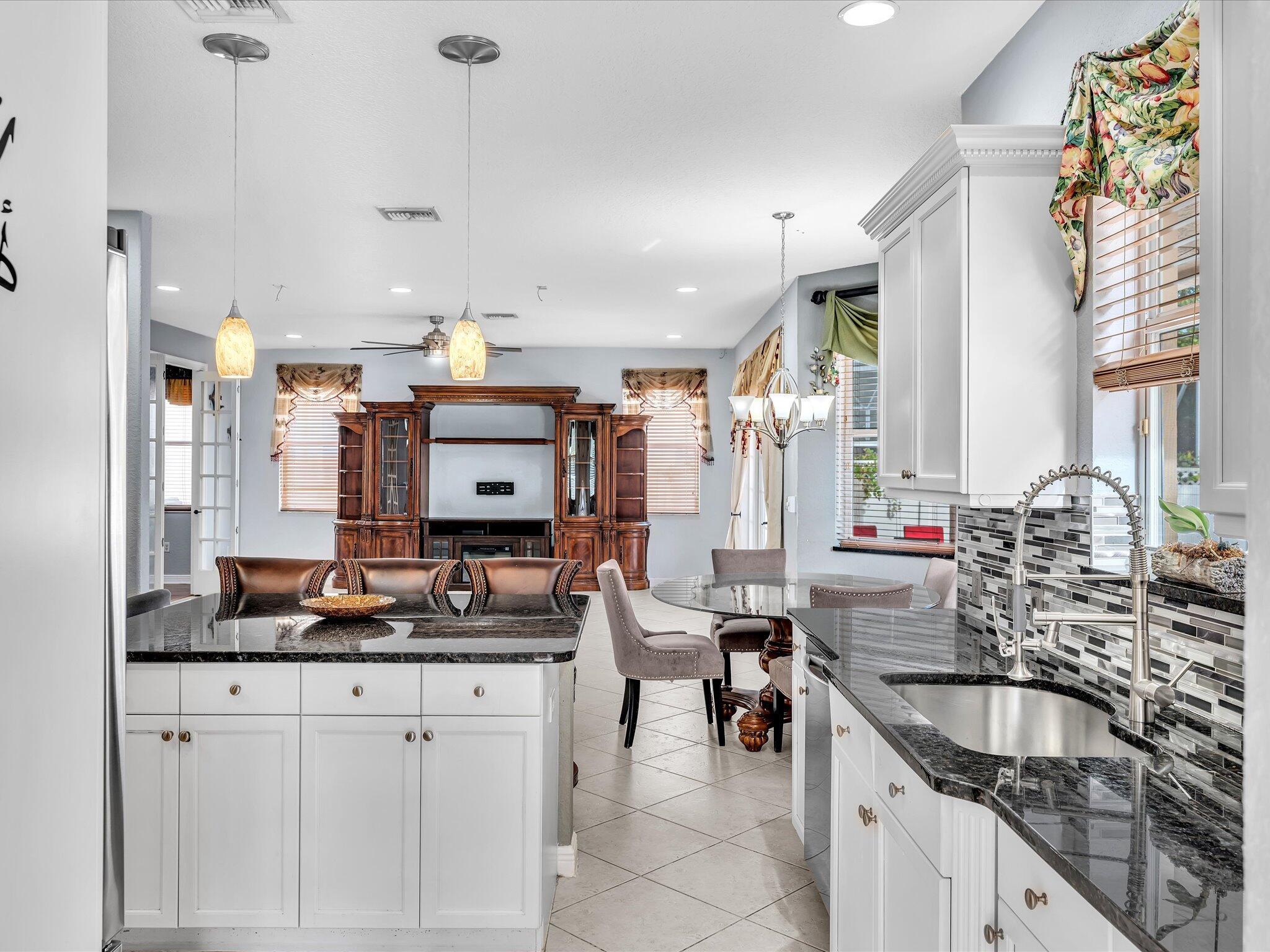 SMITH DAIRY WEST 7 PH 2 - Residential Lease