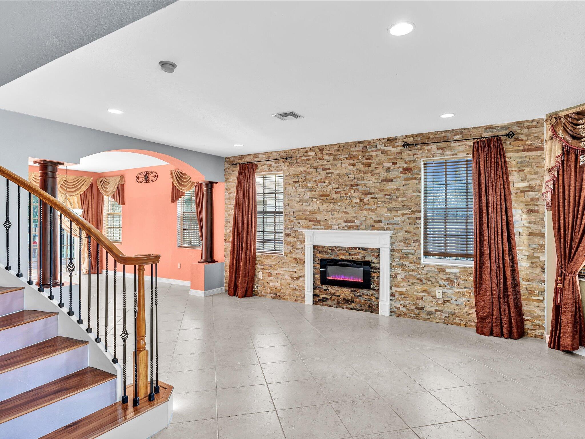 SMITH DAIRY WEST 7 PH 2 - Residential Lease