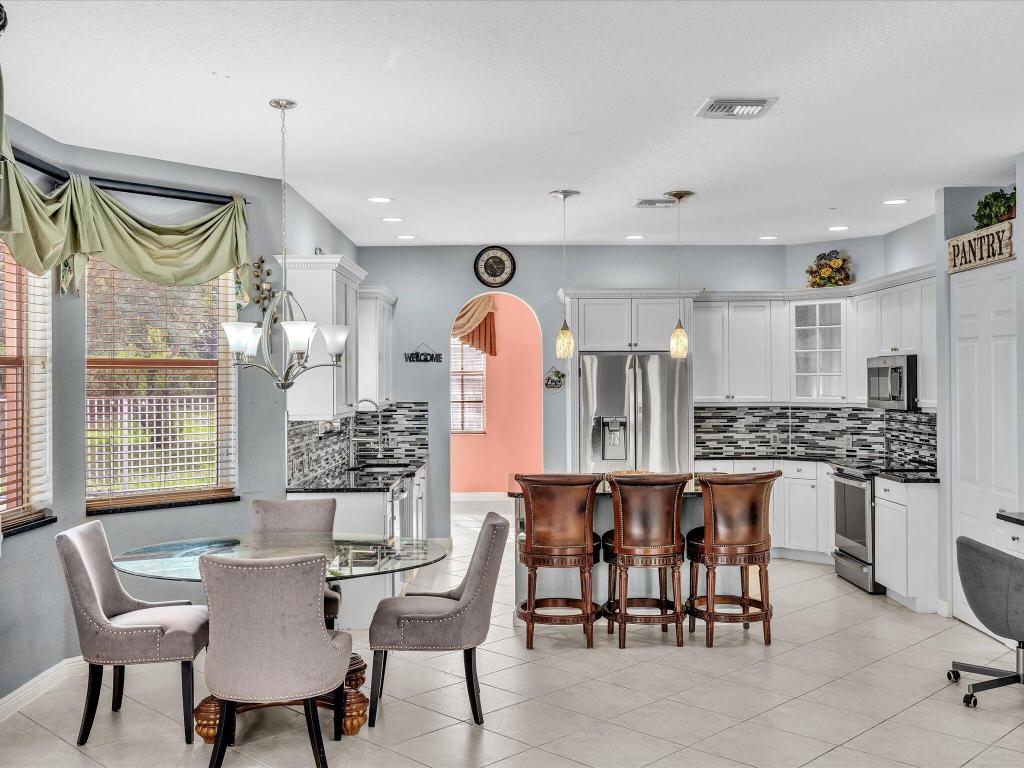 SMITH DAIRY WEST 7 PH 2 - Residential Lease