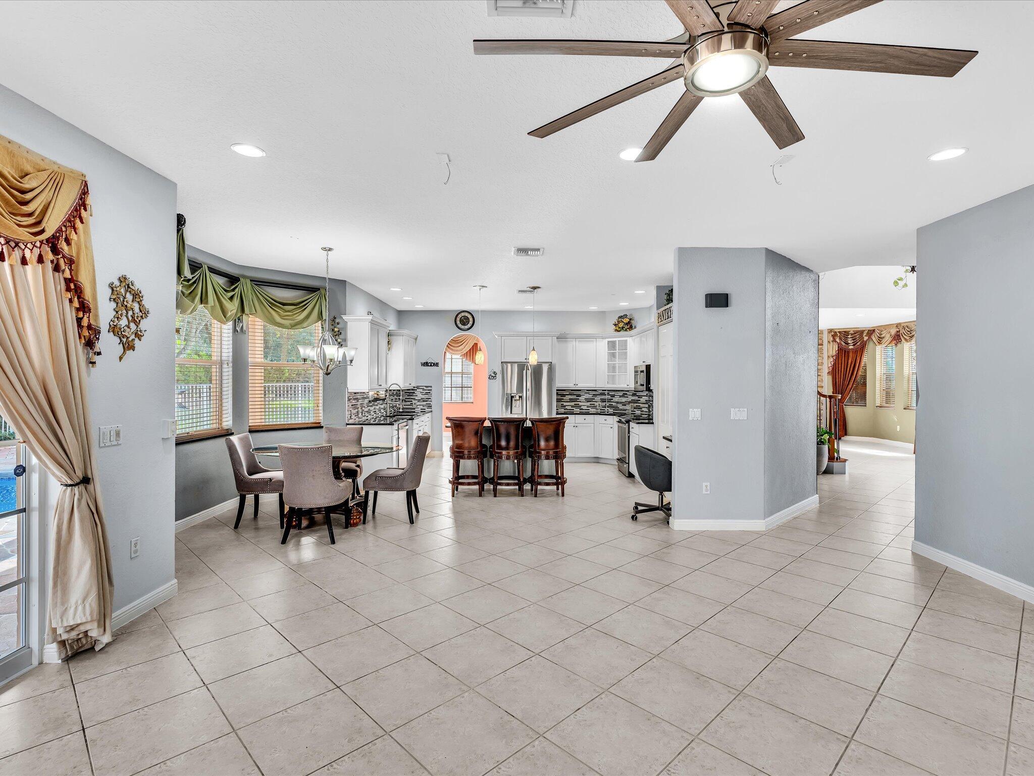 SMITH DAIRY WEST 7 PH 2 - Residential Lease