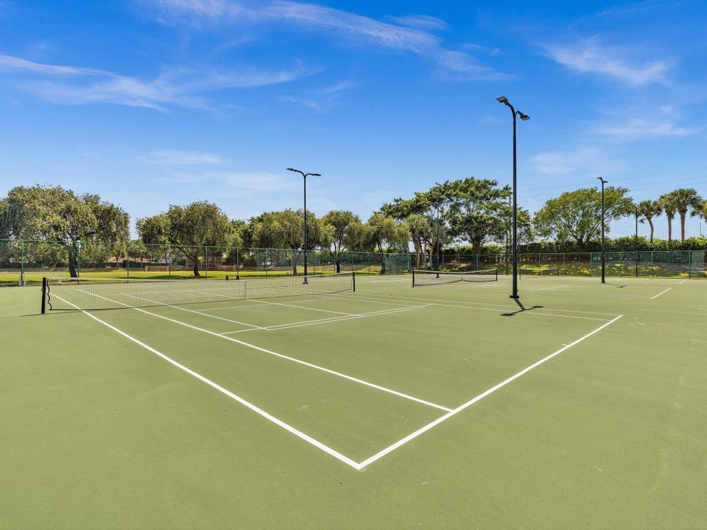 SMITH DAIRY WEST 7 PH 2 - Residential Lease