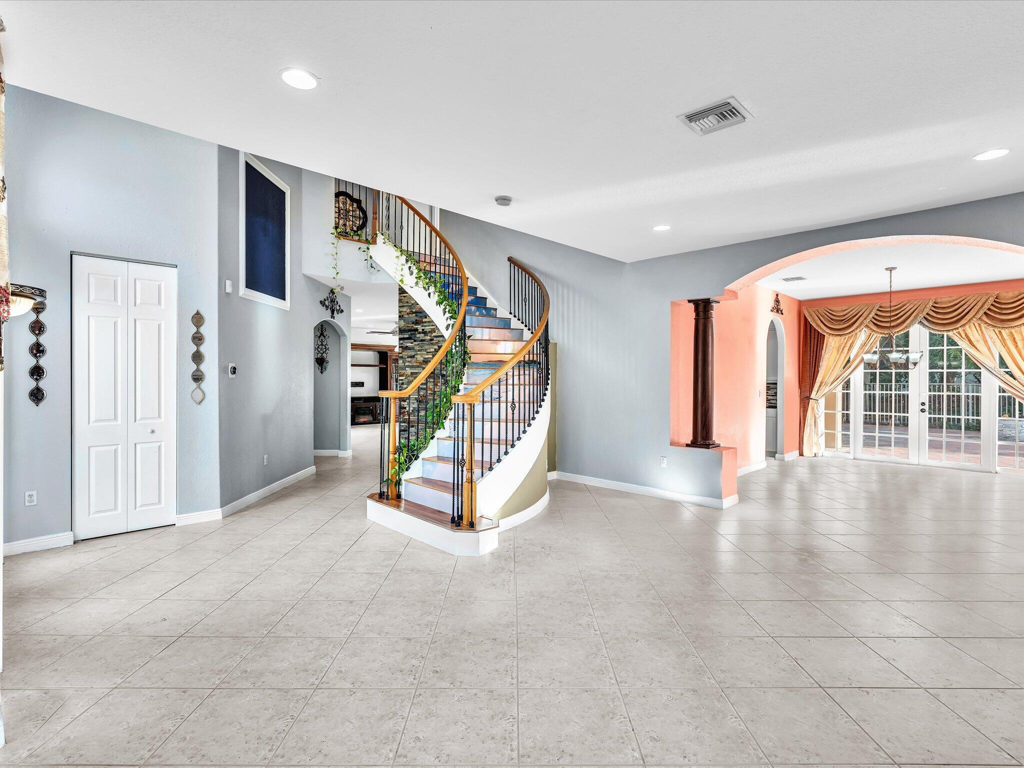 SMITH DAIRY WEST 7 PH 2 - Residential Lease