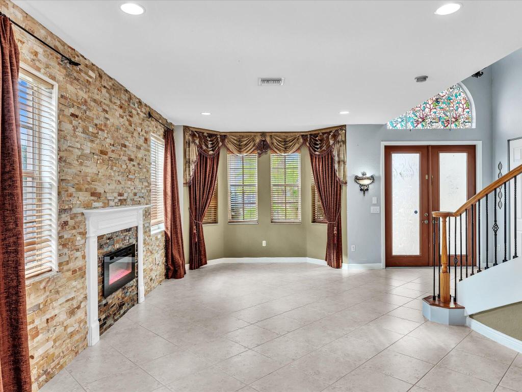 SMITH DAIRY WEST 7 PH 2 - Residential Lease