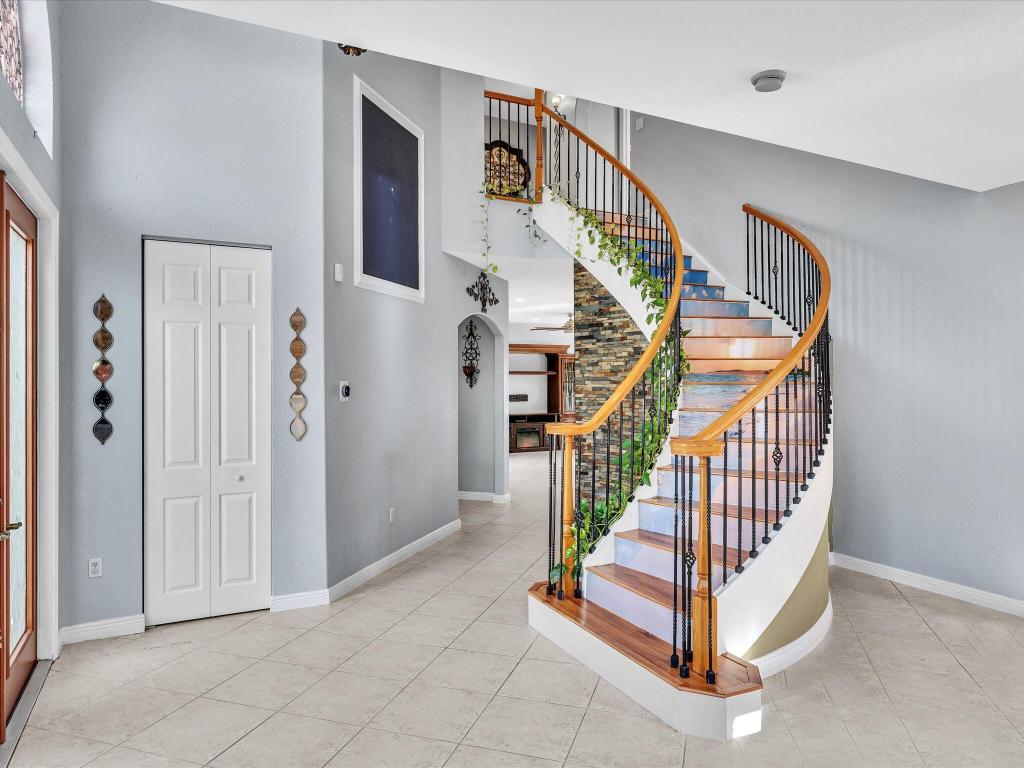 SMITH DAIRY WEST 7 PH 2 - Residential Lease