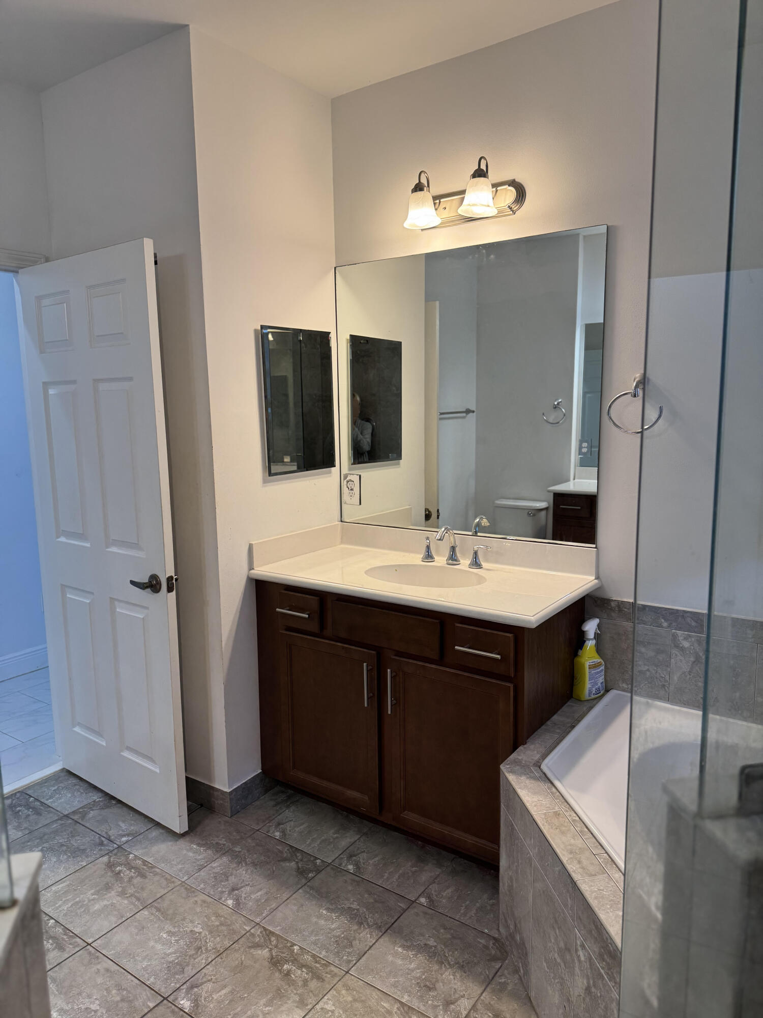 RENAISSANCE COMMONS REPL 1 PUD - Residential Lease