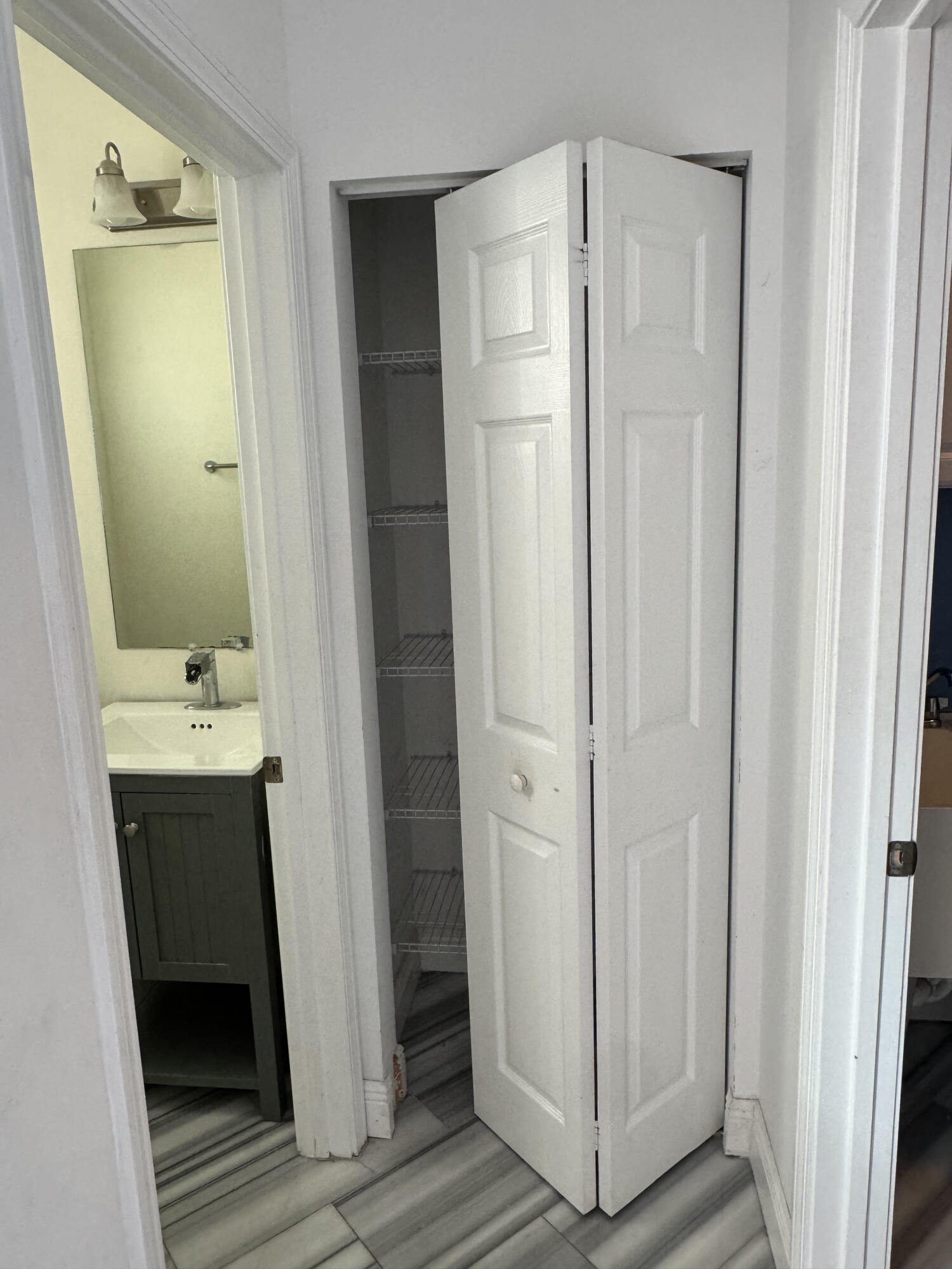 RENAISSANCE COMMONS REPL 1 PUD - Residential Lease