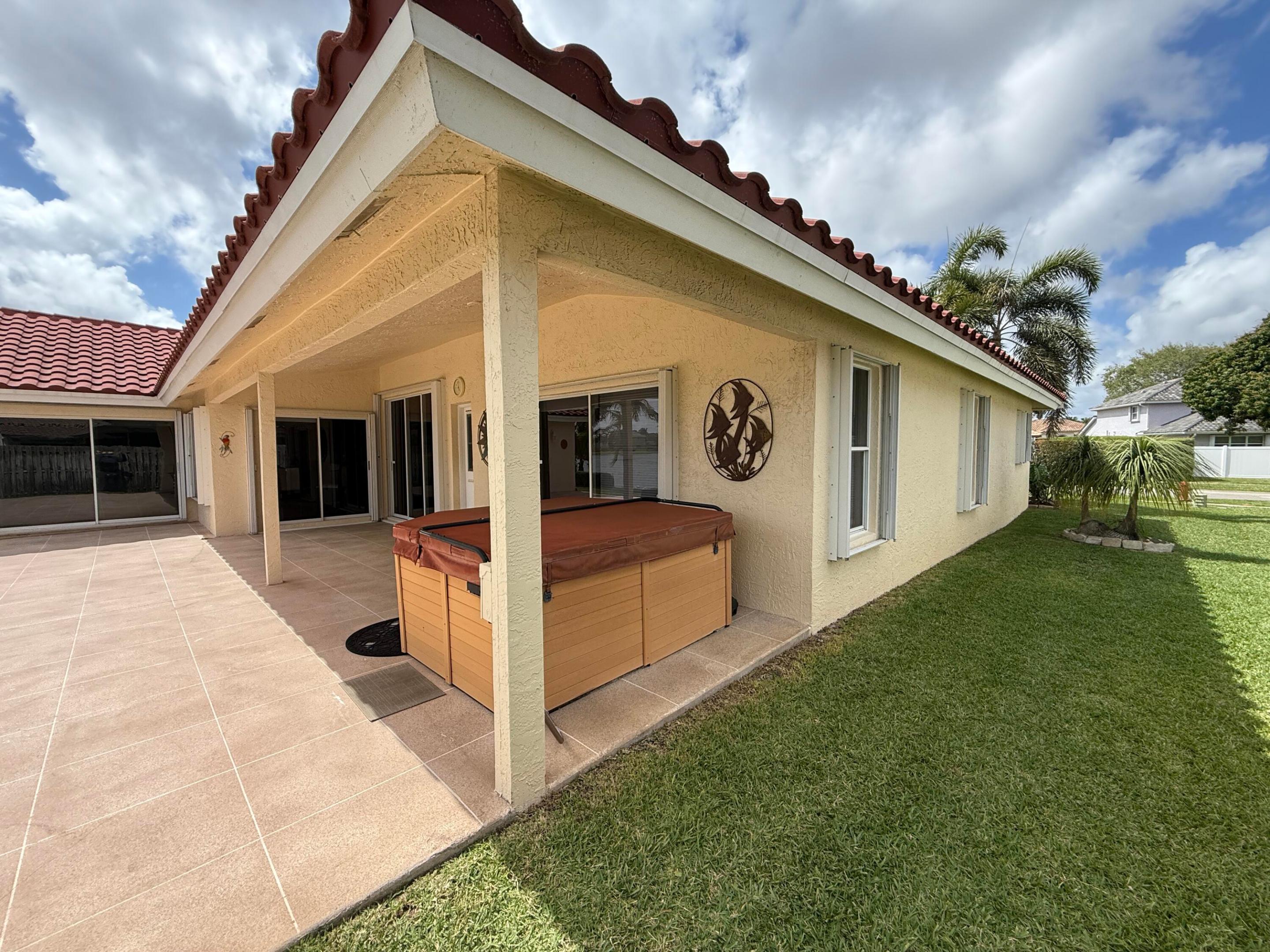 LAKE CHARLESTON PAR R - Residential