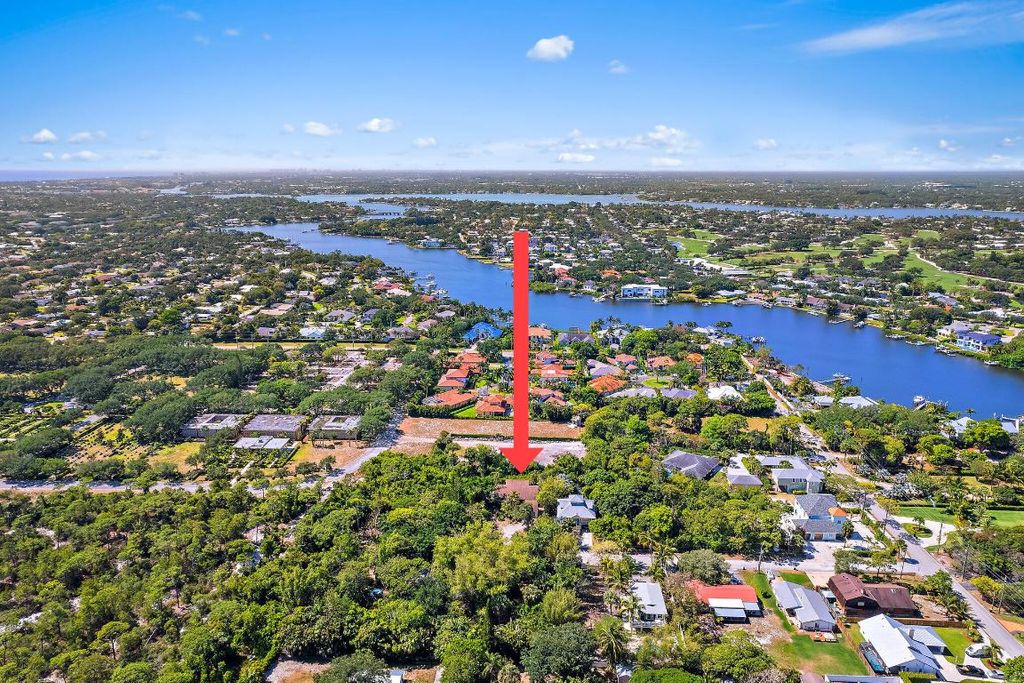 Photo of 10890 SE Linden Street, Jupiter, FL 33469 (MLS # R11084680)