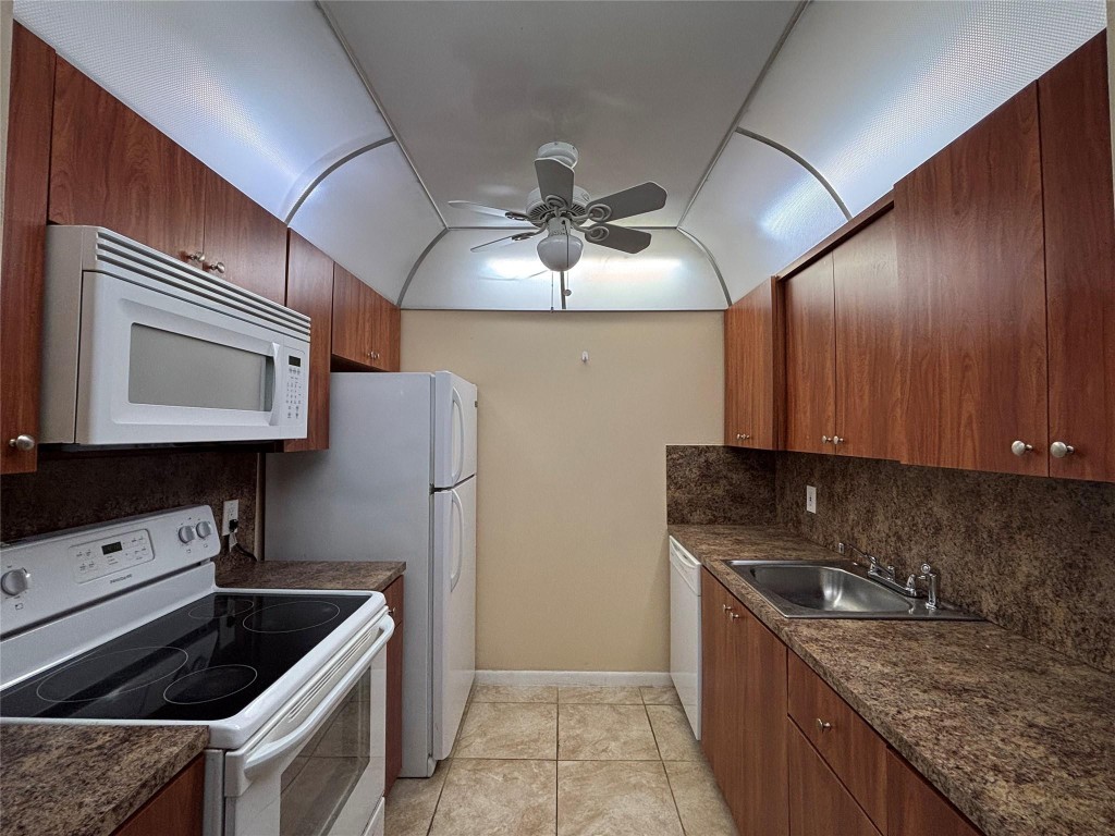 Ivanhoe West At Century V - Residential Lease